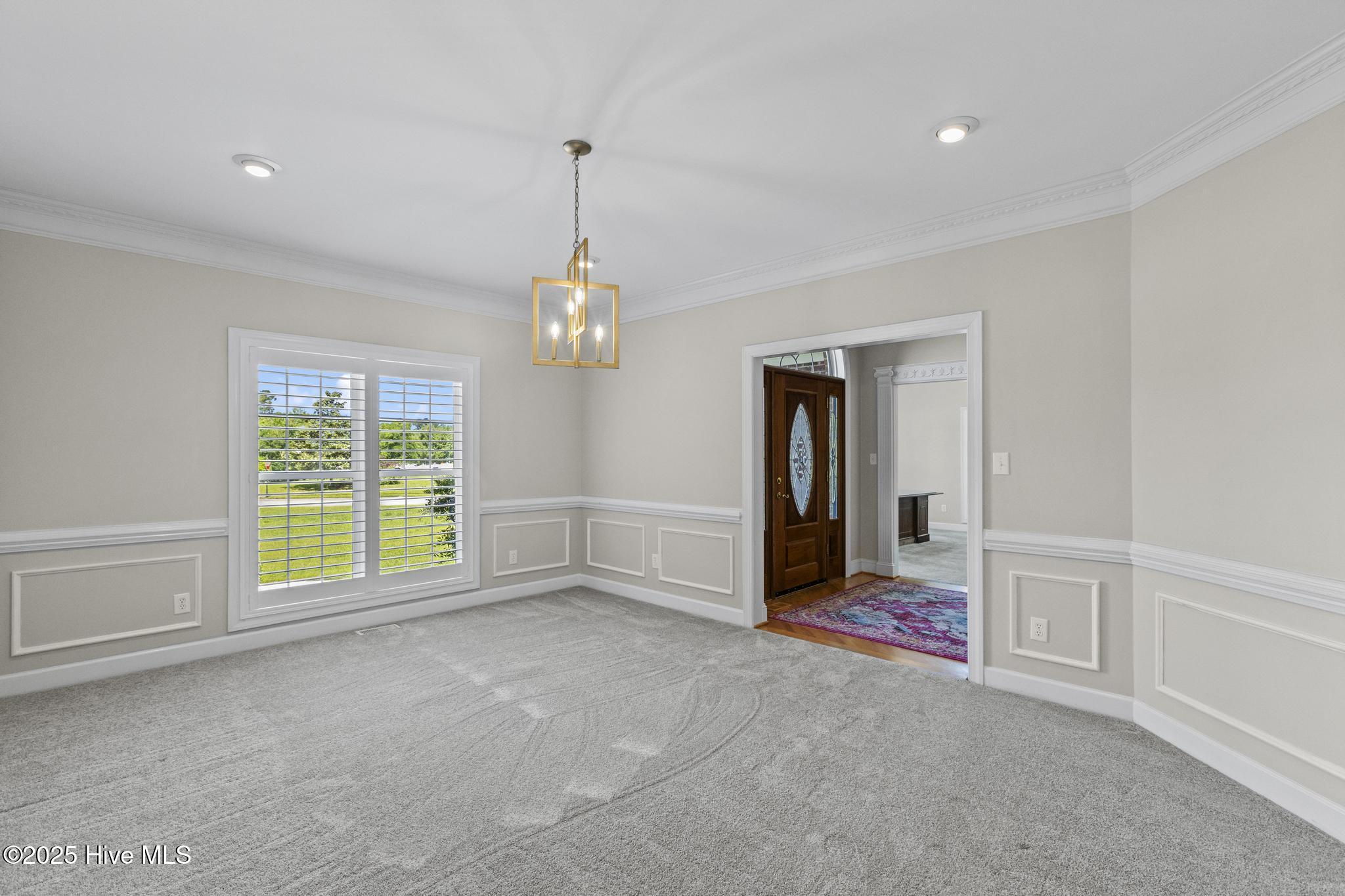 Jacksonville, North Carolina, 28540, United States, 4 Bedrooms Bedrooms, ,5 BathroomsBathrooms,Residential,For Sale,1944565