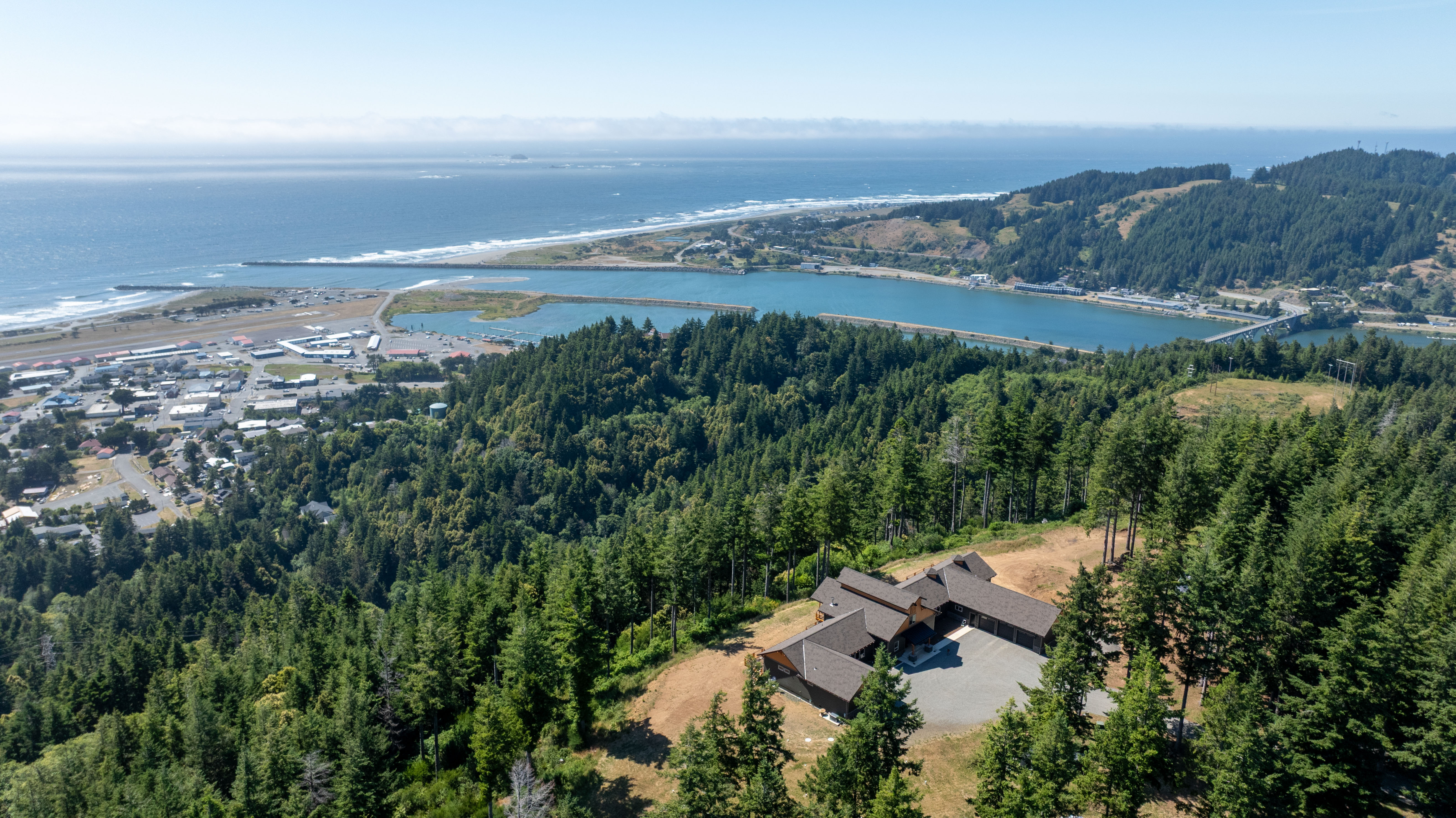  Majestic Ocean & Rogue River Views on 80 Acres - 物件實景