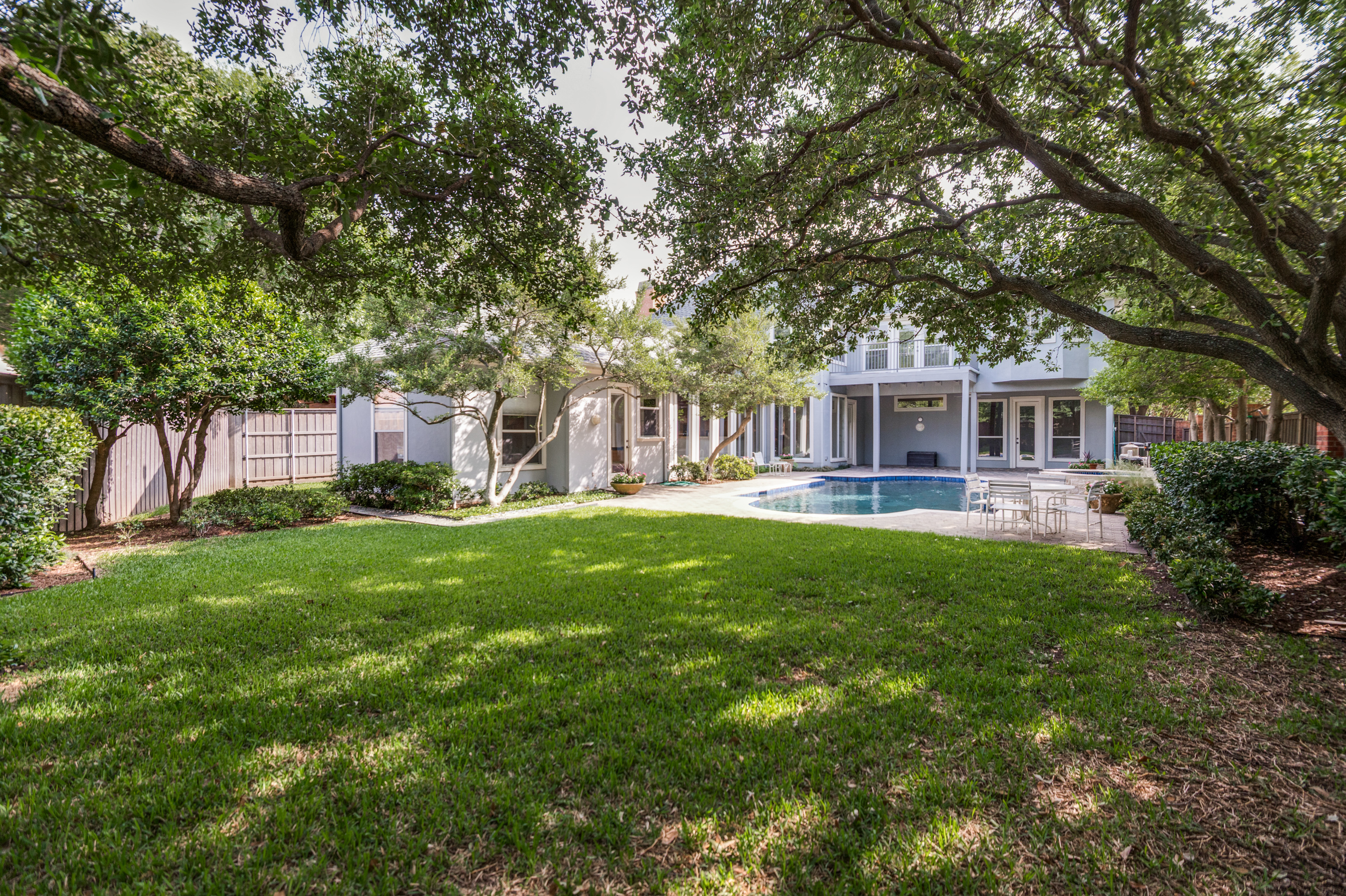  Excellent Opportunity on Edith Court in Midway Hollow - 物件實景