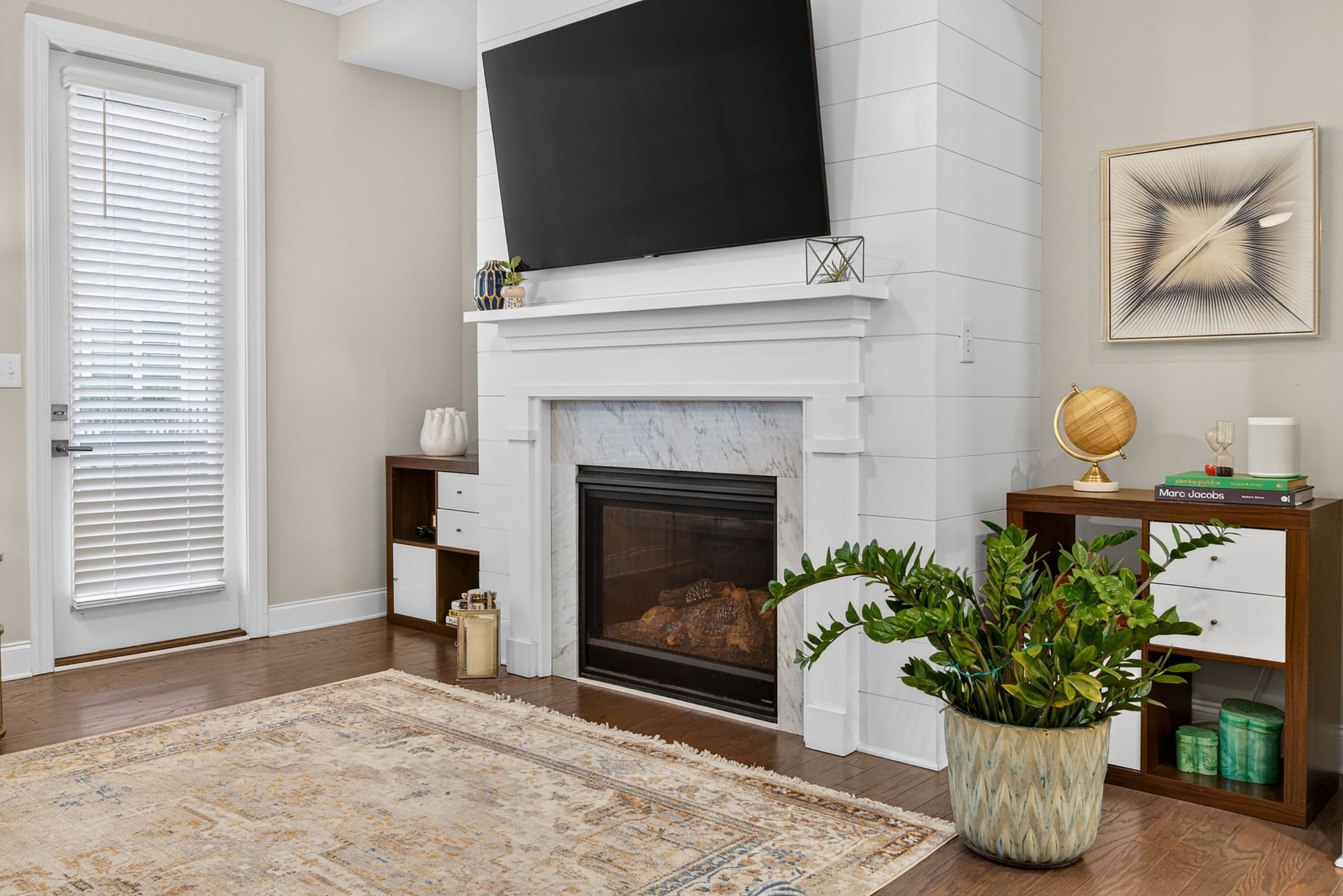  Stunning Three Bedroom Townhome in Convenient Boutique Community - 物件實景