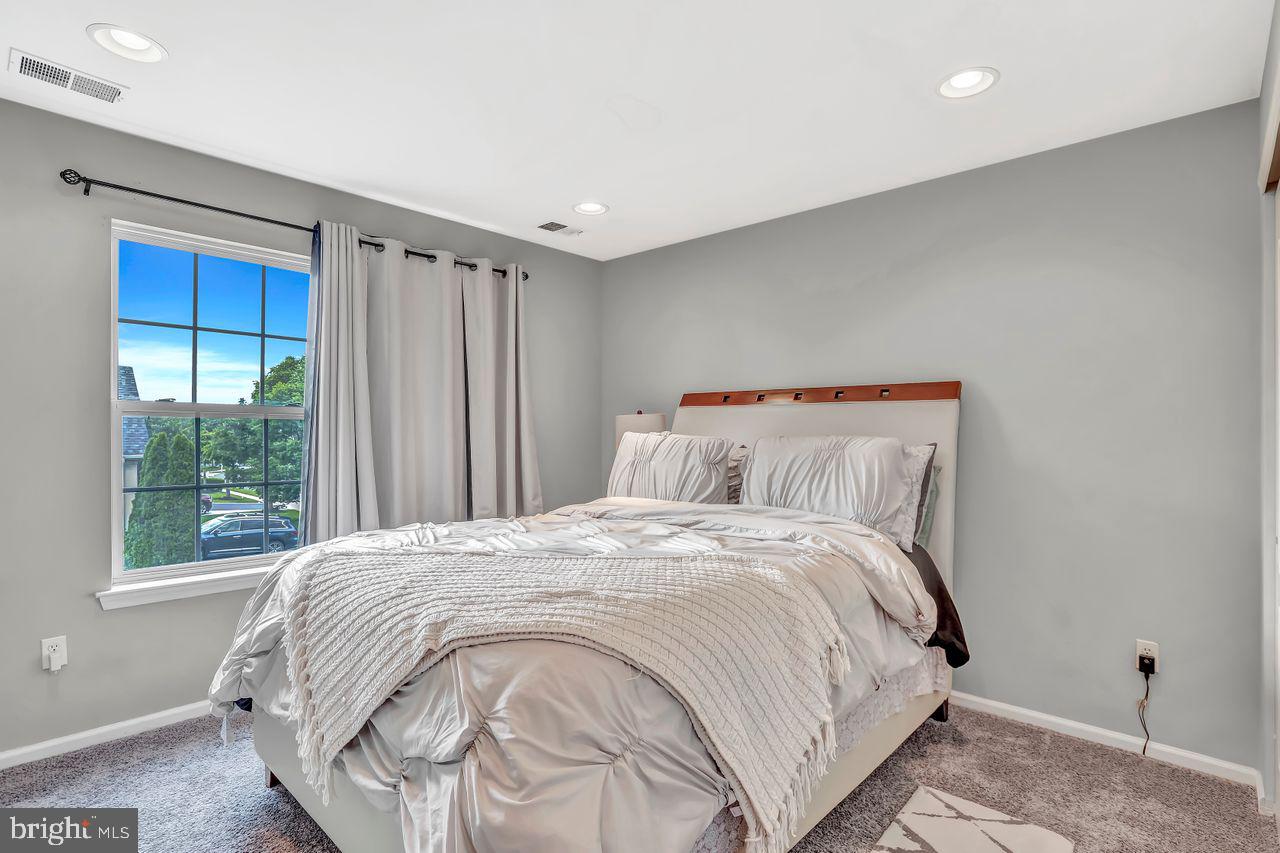 Berlin, New Jersey, 08009, United States, 4 Bedrooms Bedrooms, ,4 BathroomsBathrooms,Residential,For Sale,1839862