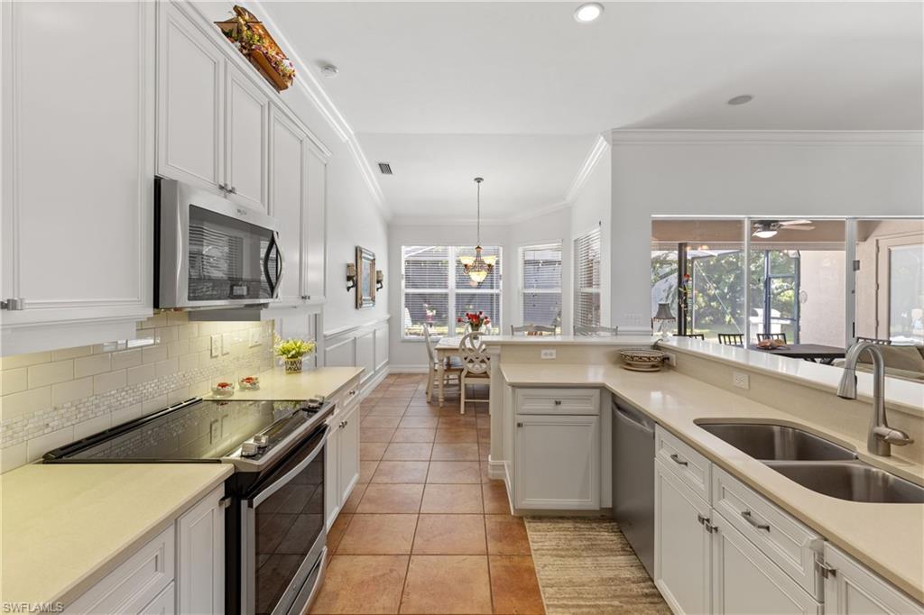 Fort Myers, Florida, 33919, United States, 3 Bedrooms Bedrooms, ,2 BathroomsBathrooms,Residential,For Sale,1941822