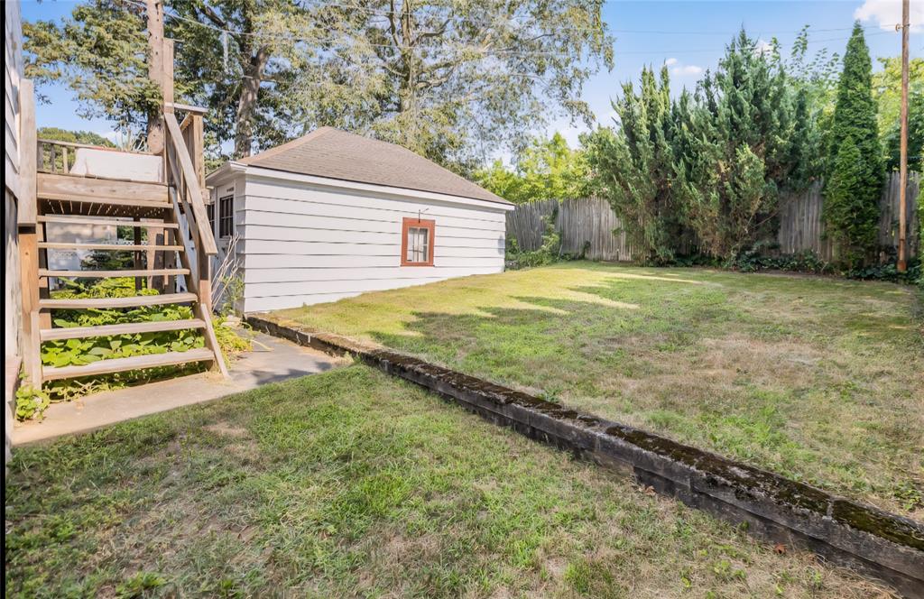 Yonkers, New York, 10701, United States, 3 Bedrooms Bedrooms, ,3 BathroomsBathrooms,Residential,For Sale,1983321