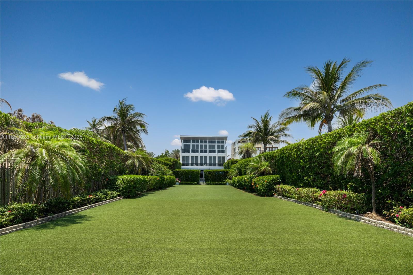 Miami Beach, Florida, 33141, United States, 5 Bedrooms Bedrooms, ,7 BathroomsBathrooms,Residential,For Sale,1934428