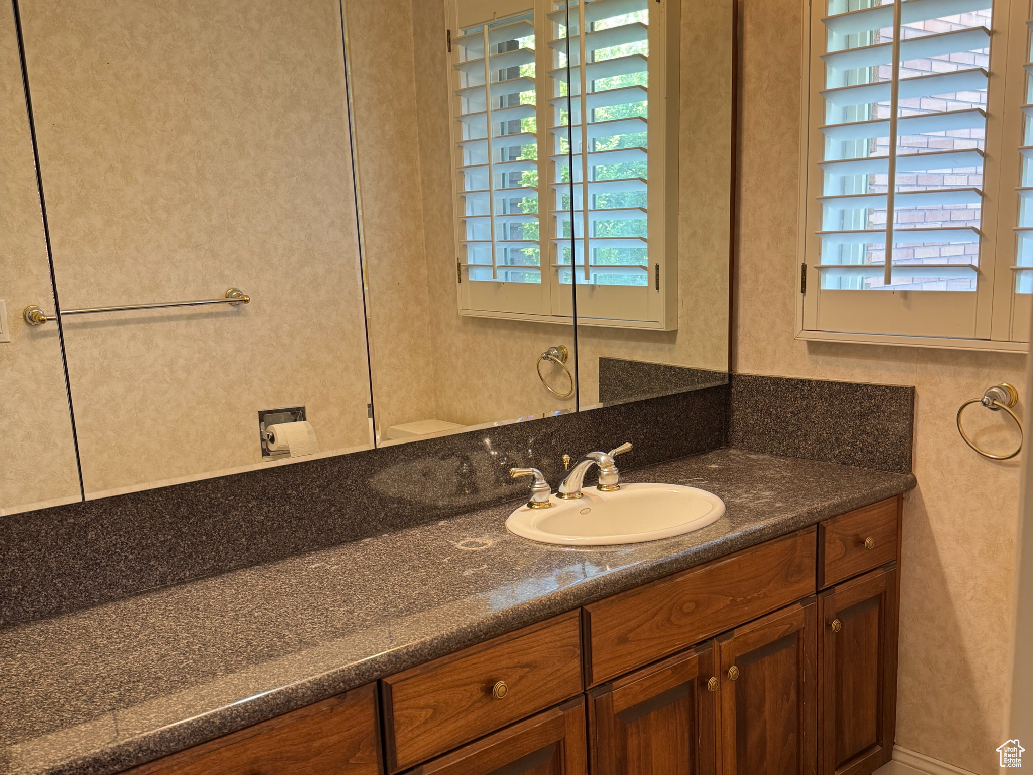 Tremonton, Utah, 84337, United States, 4 Bedrooms Bedrooms, ,Residential,For Sale,1937022