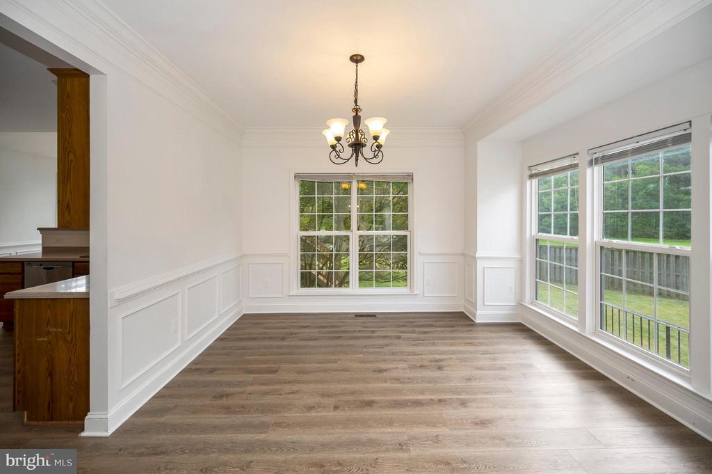 Bealeton, Virginia, 22712, United States, 6 Bedrooms Bedrooms, ,4 BathroomsBathrooms,Residential,For Sale,1916093
