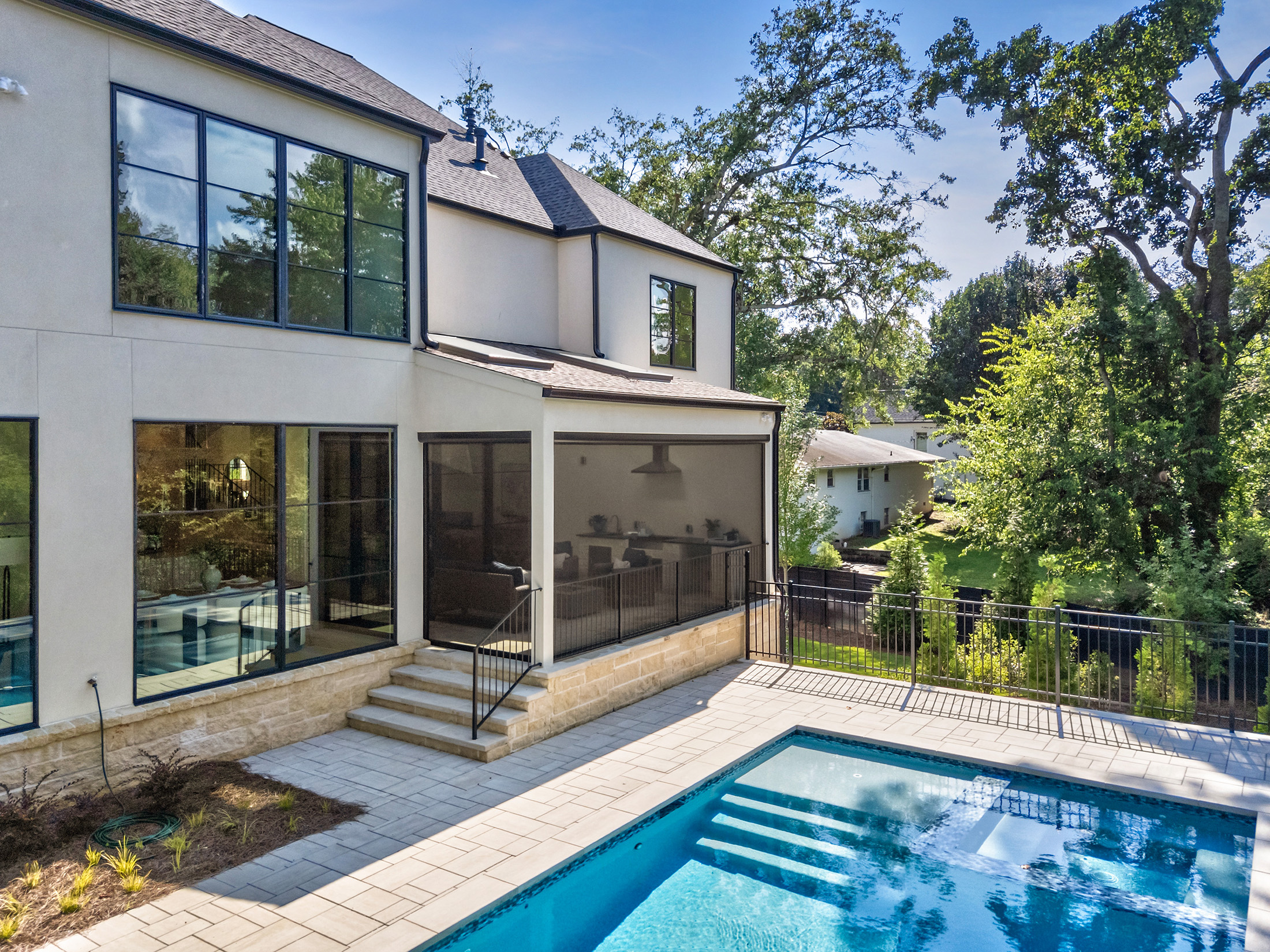  Rare Basement Home Located in Sought-After Communities in Downtown Alpharetta - 物件實景