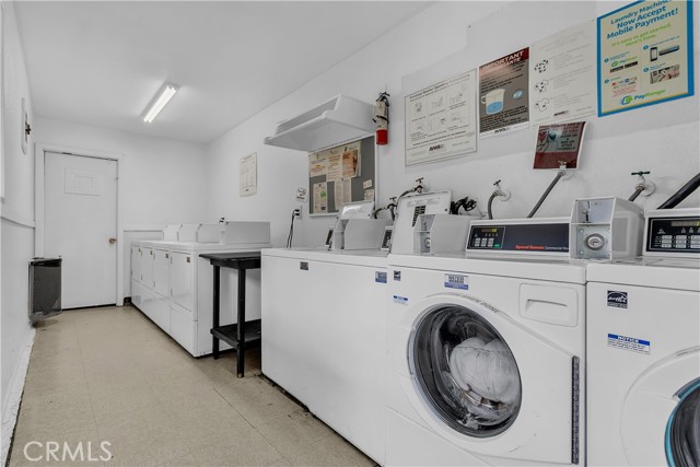 Torrance, California, 90502, United States, 2 Bedrooms Bedrooms, ,2 BathroomsBathrooms,Residential,For Sale,1987112