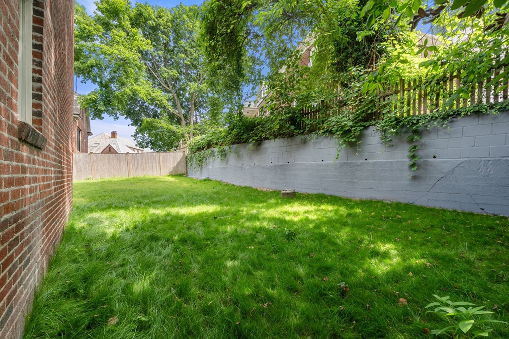 Brookline, Massachusetts, 02445, United States, 5 Bedrooms Bedrooms, ,5 BathroomsBathrooms,Residential,For Sale,1940156