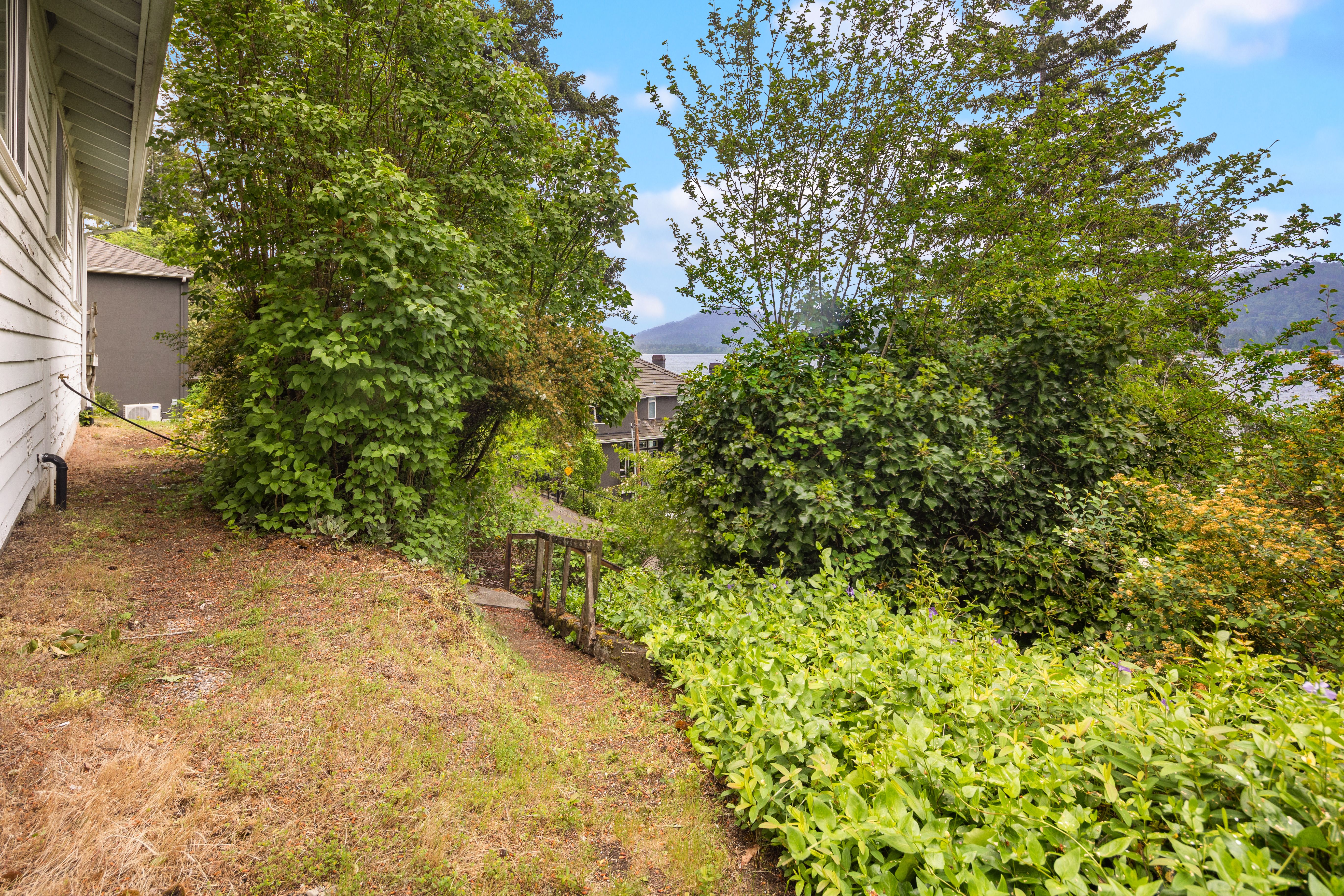  3027 E Lake Sammamish Pkwy SE, Sammamish, WA 98075 - 物件實景