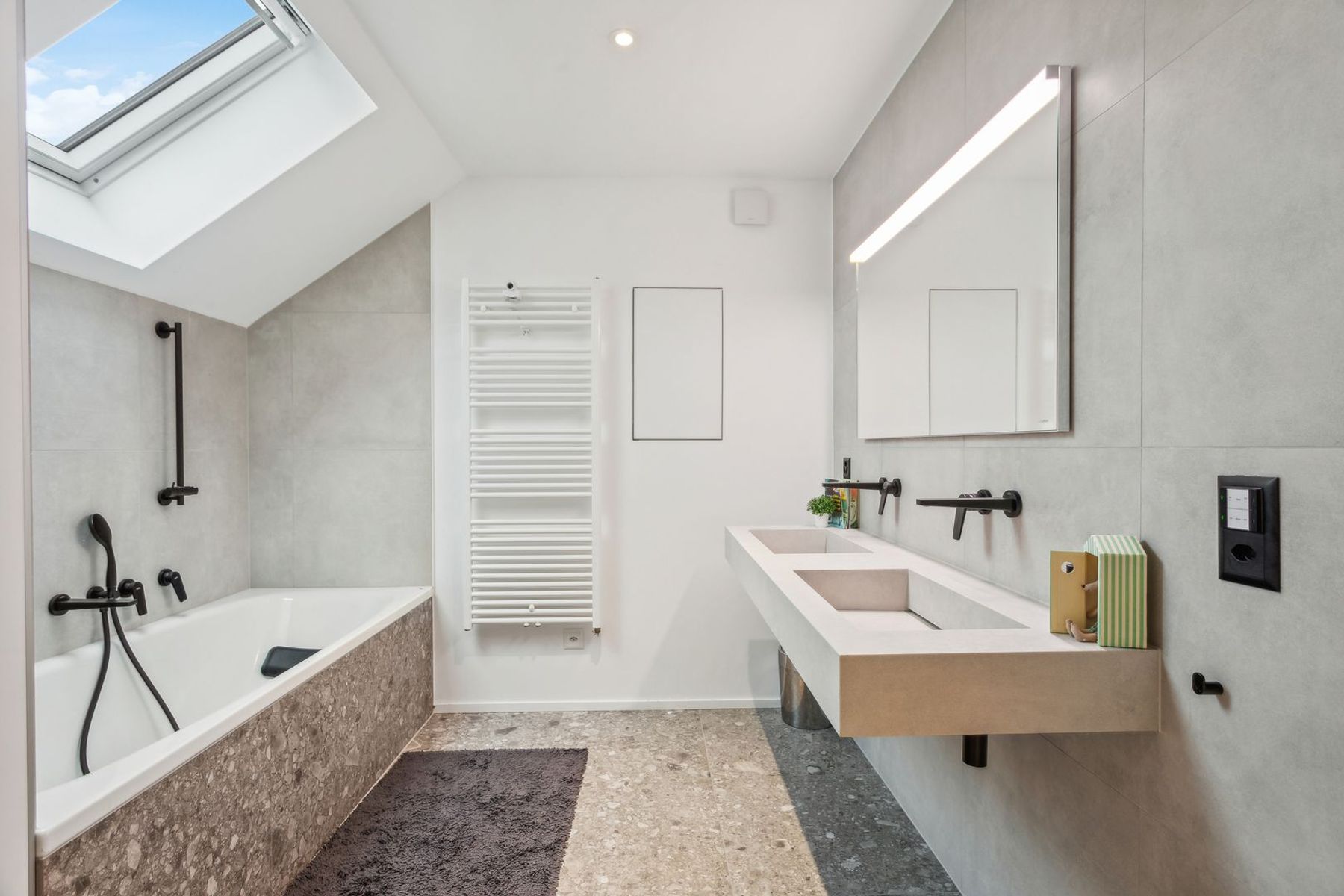  Exceptional property in a quiet residential area - 物件實景