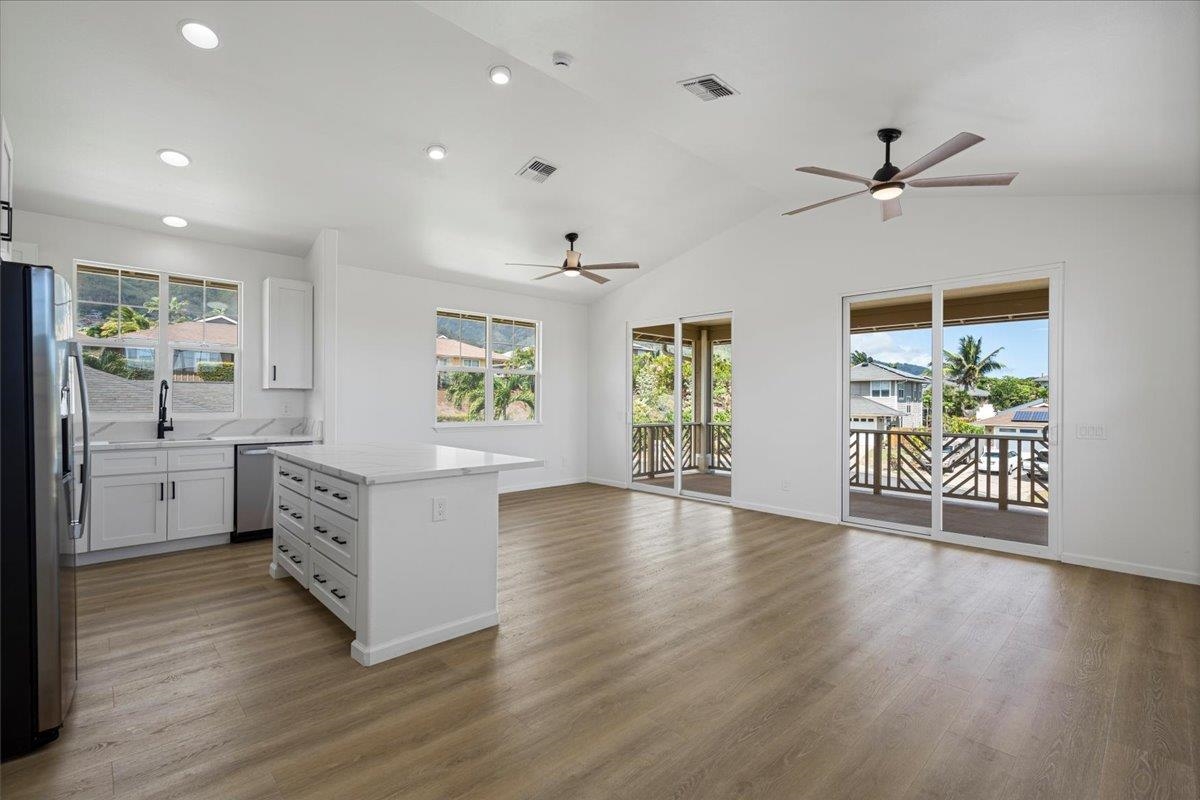 Wailuku, Hawaii, 96793, United States, 3 Bedrooms Bedrooms, ,3 BathroomsBathrooms,Residential,For Sale,1960947