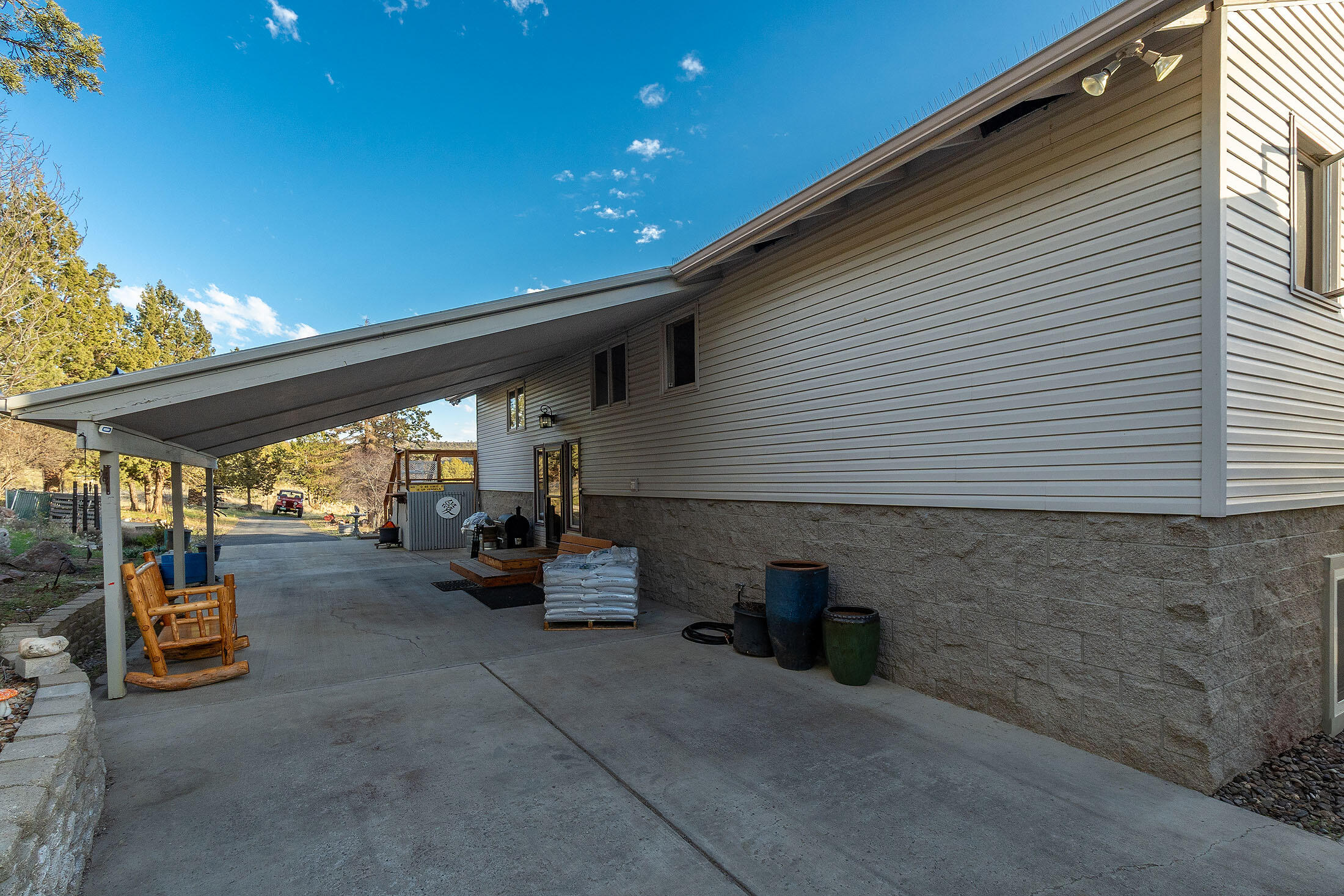 Prineville, Oregon, 97754, United States, 3 Bedrooms Bedrooms, ,3 BathroomsBathrooms,Residential,For Sale,1847629
