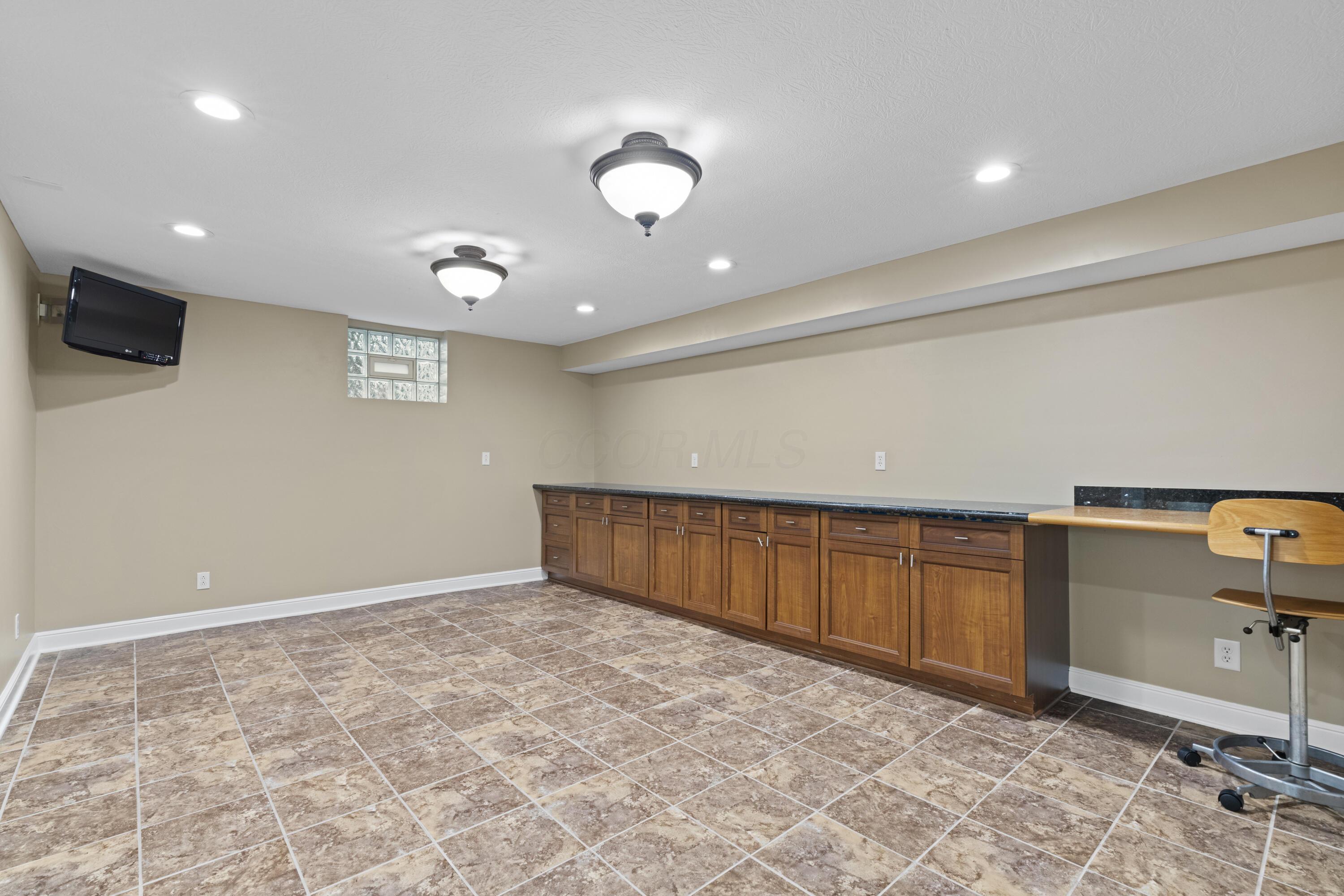 Columbus, Ohio, 43230, United States, 4 Bedrooms Bedrooms, ,4 BathroomsBathrooms,Residential,For Sale,1970472