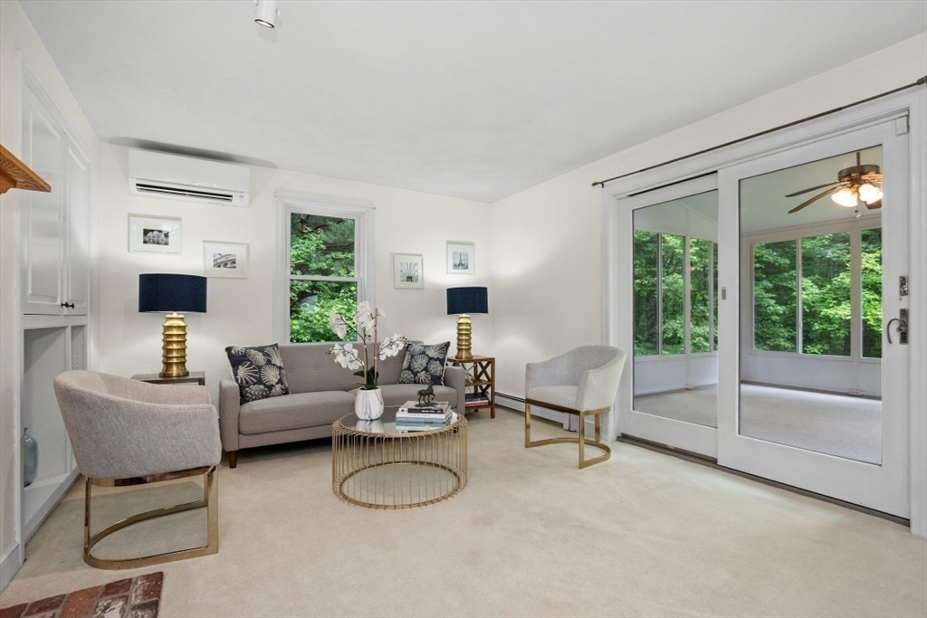 Rowley, Massachusetts, 01969, United States, 4 Bedrooms Bedrooms, ,3 BathroomsBathrooms,Residential,For Sale,1867579