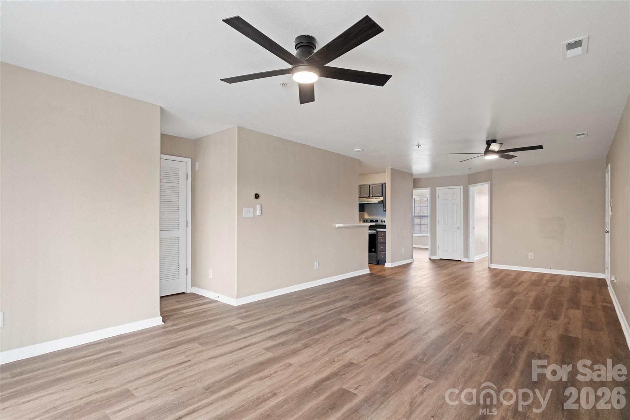 Plaza Walk Dr, Charlotte, NC 28215