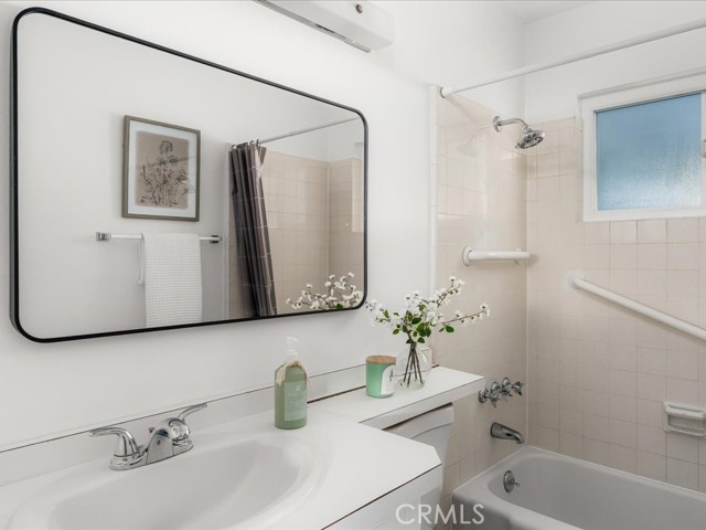 Santa Barbara, California, 93101, United States, 3 Bedrooms Bedrooms, ,2 BathroomsBathrooms,Residential,For Sale,2008864