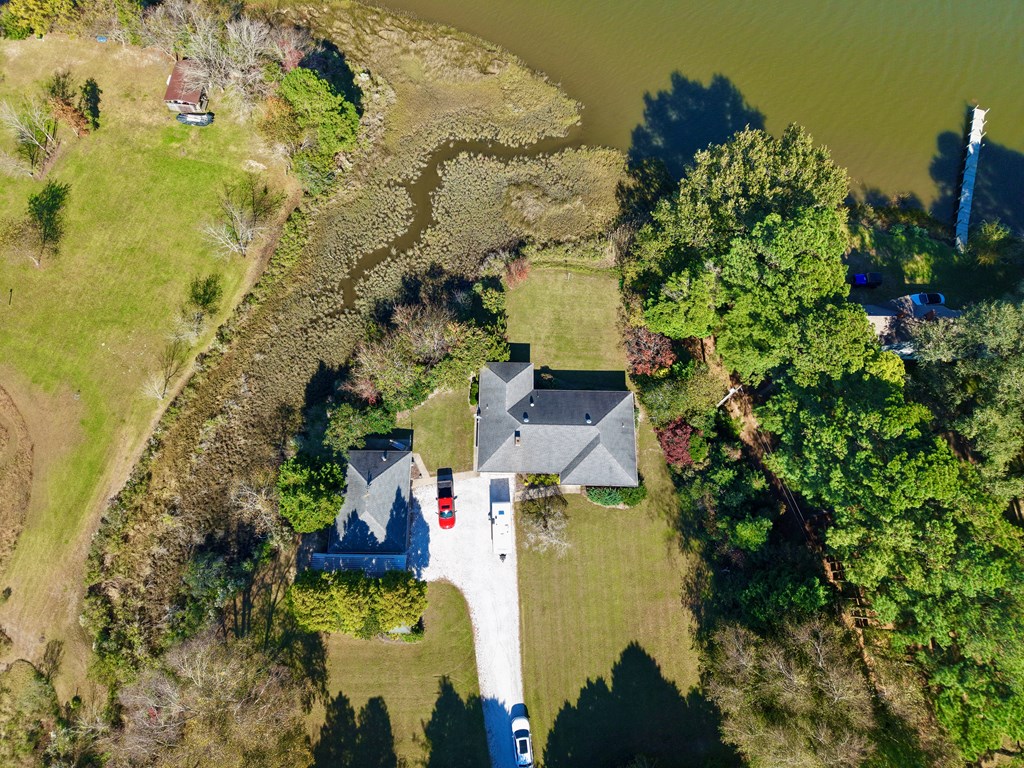 Onancock, Virginia, 23417, United States, 2 Bedrooms Bedrooms, ,2 BathroomsBathrooms,Residential,For Sale,1971701