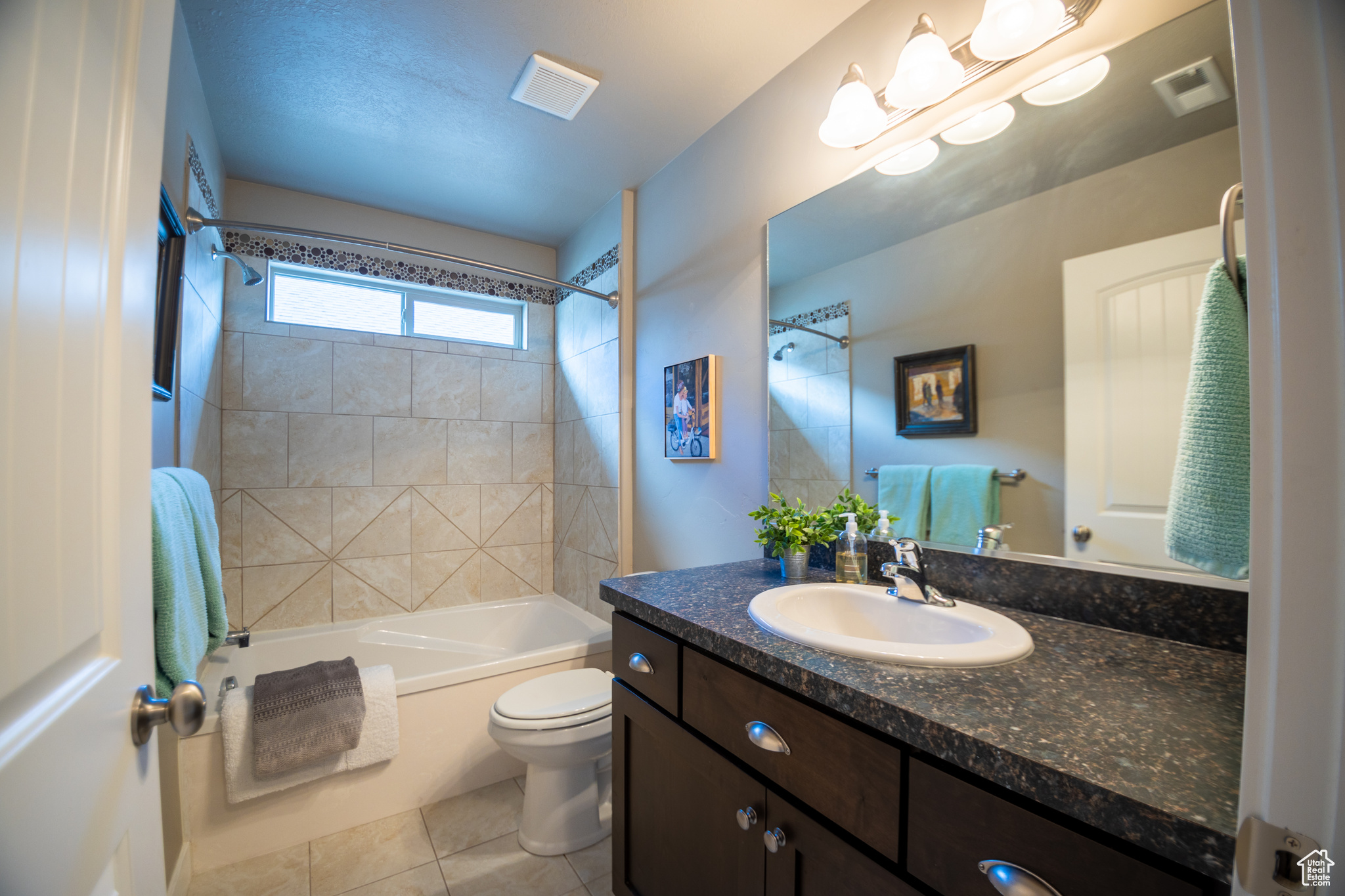 West Haven, Utah, 84401, United States, 2 Bedrooms Bedrooms, ,2 BathroomsBathrooms,Residential,For Sale,1804720