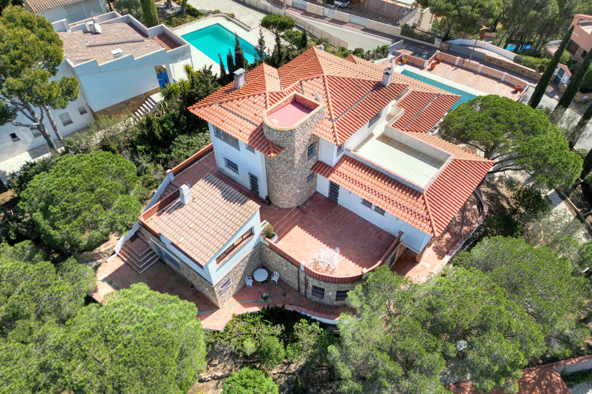  Property with charm and potential with sea and mountain views, Tamariu - 物件實景