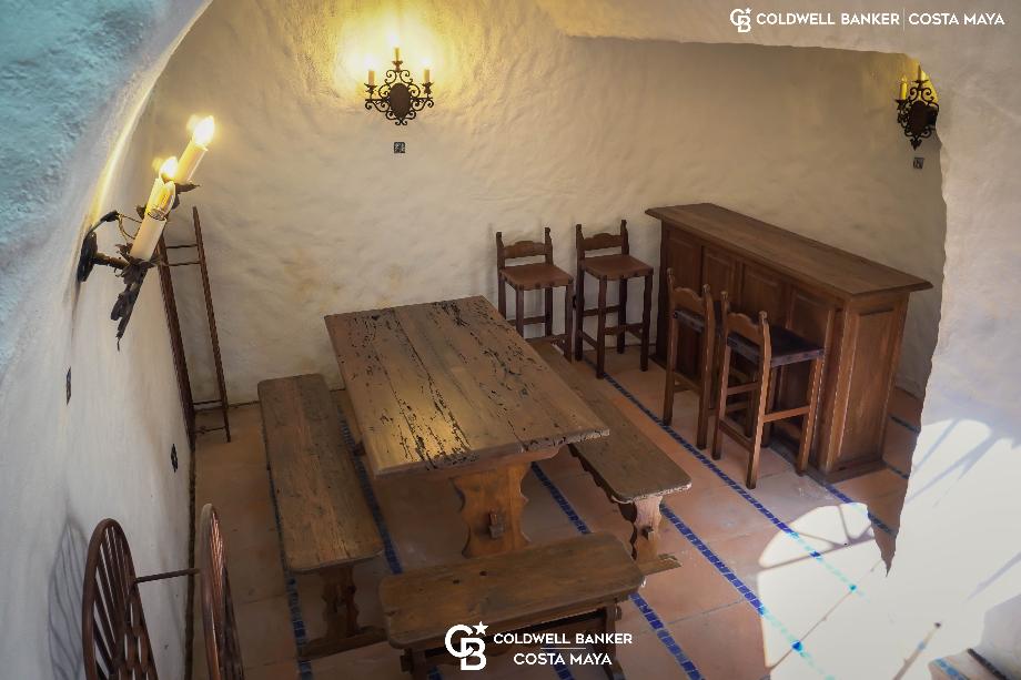 Privada Emiliano Zapata, Puebla, Puebla, 72190, Mexico, 5 Bedrooms Bedrooms, ,7 BathroomsBathrooms,Residential,For Sale,Privada Emiliano Zapata,1625472