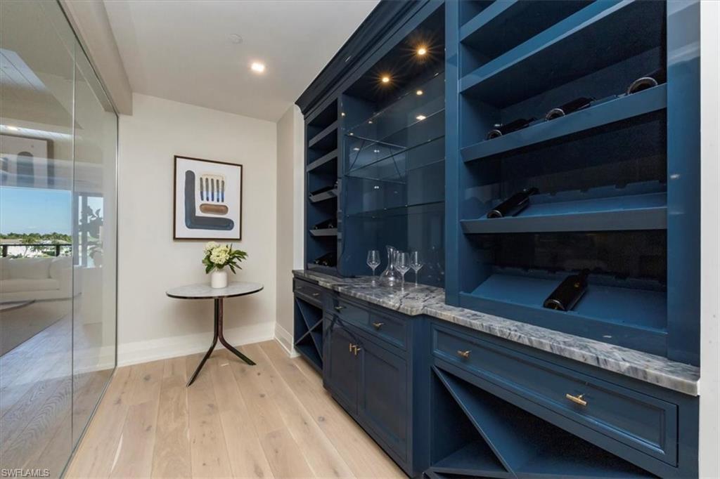 Naples, Florida, 34102, United States, 4 Bedrooms Bedrooms, ,5 BathroomsBathrooms,Residential,For Sale,1995804