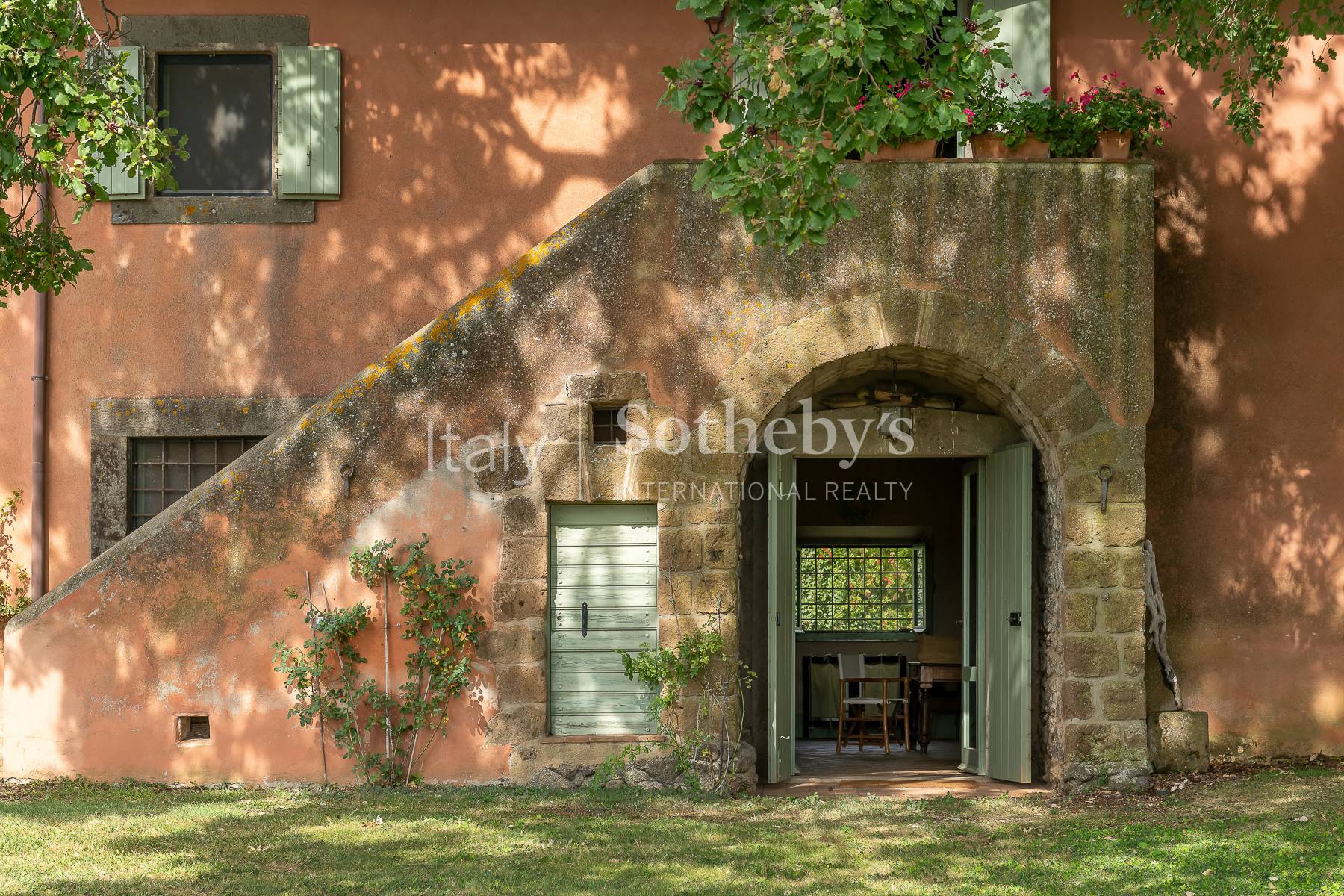  A charming retreat nestled in the woods - 物件實景