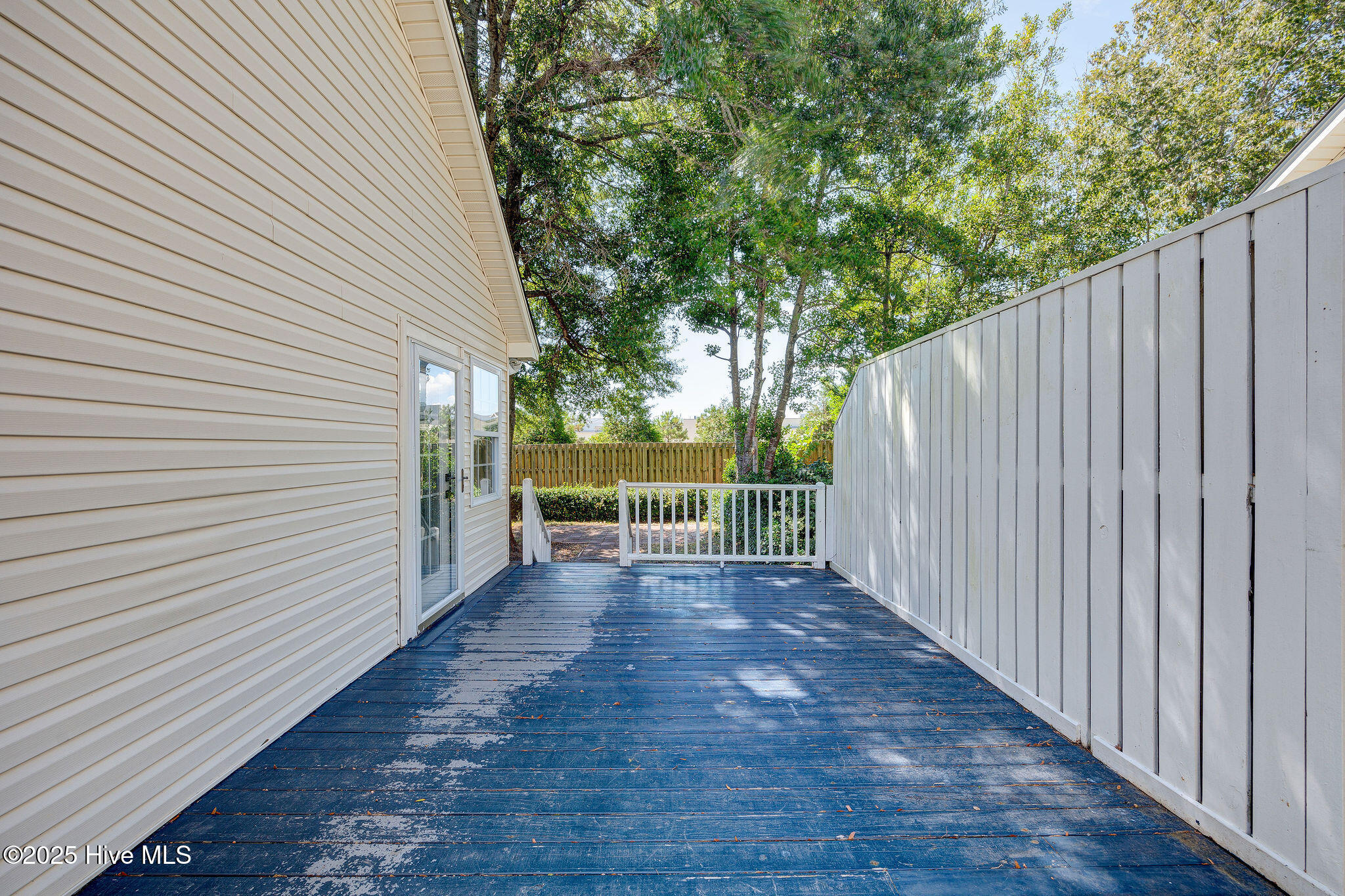 Carolina Beach, North Carolina, 28428, United States, 2 Bedrooms Bedrooms, ,2 BathroomsBathrooms,Residential,For Sale,1956851