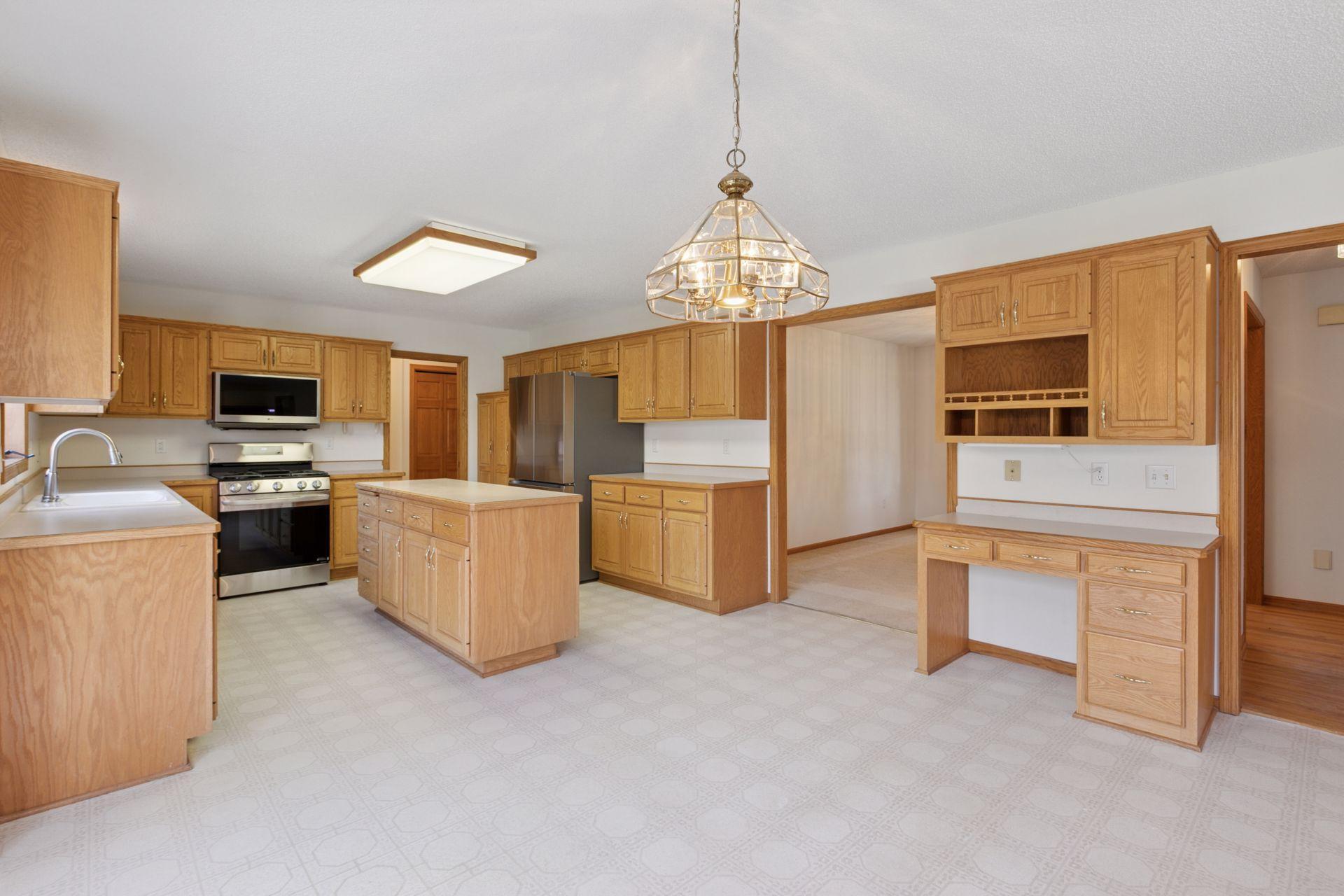 Maple Grove, Minnesota, 55311, United States, 4 Bedrooms Bedrooms, ,3 BathroomsBathrooms,Residential,For Sale,1970714