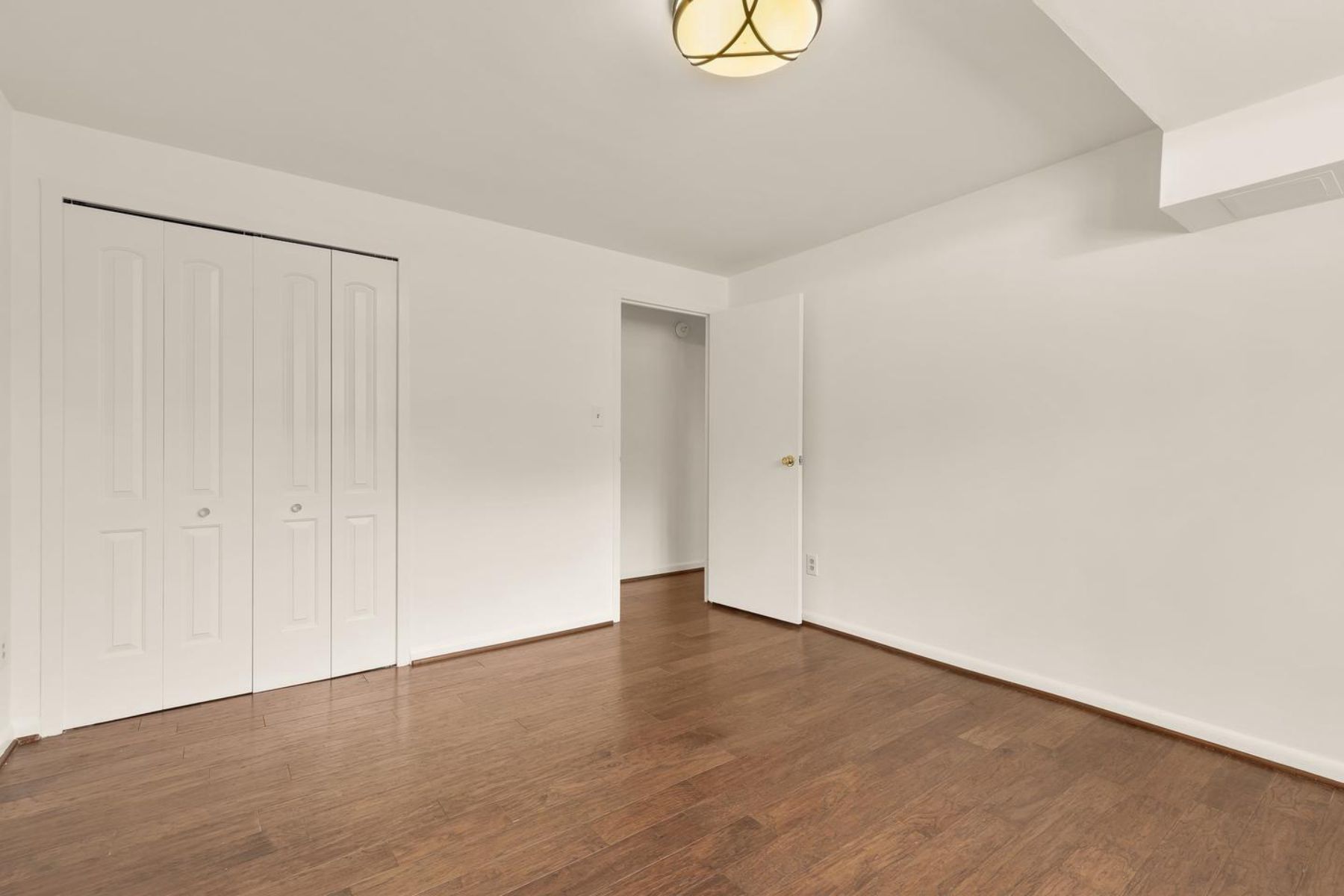  5100 Dorset Avenue, Chevy Chase, MD, 20815 - 物件實景