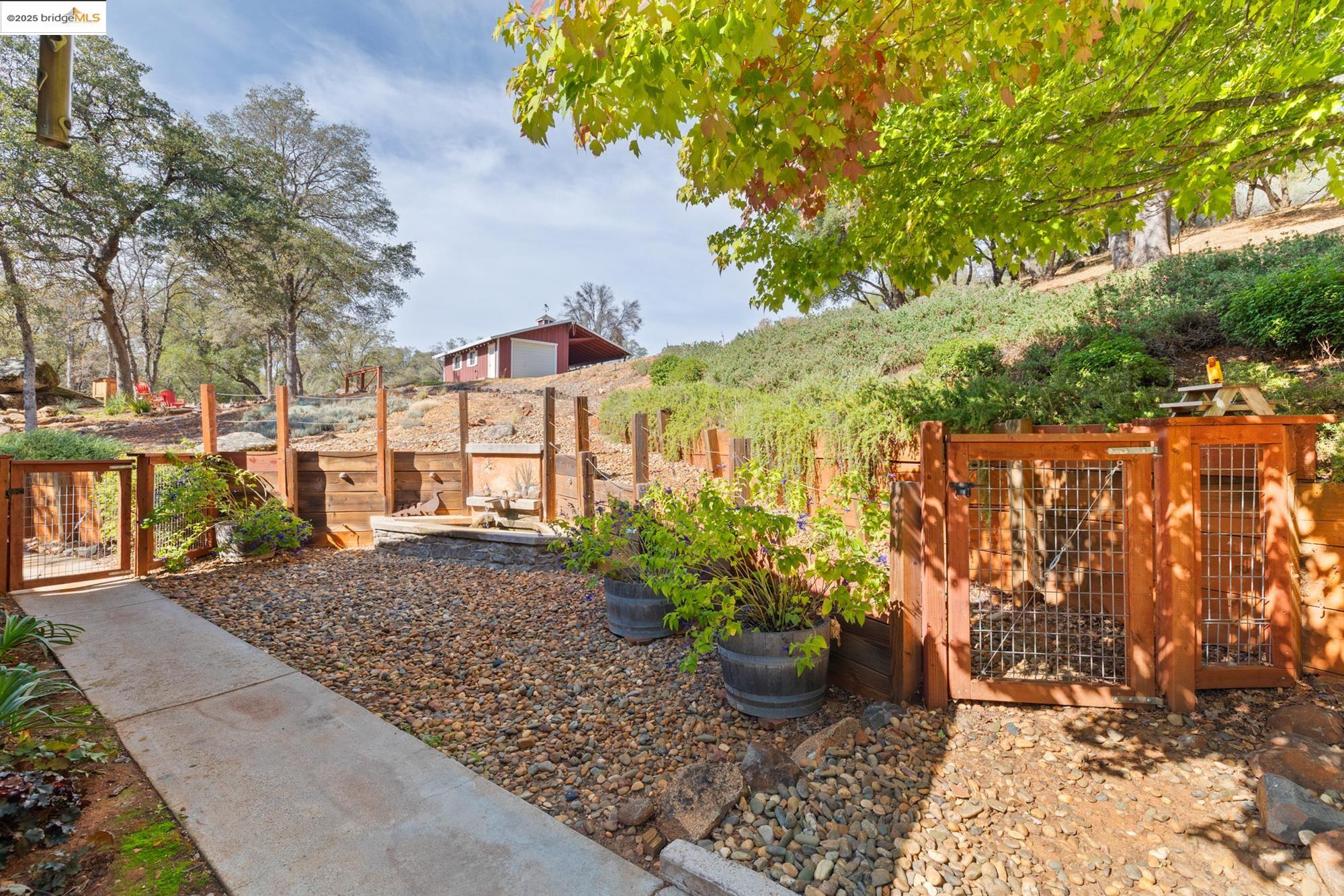 Sonora, California, 95370, United States, 4 Bedrooms Bedrooms, ,4 BathroomsBathrooms,Residential,For Sale,1987424