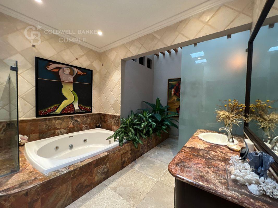 Carretera Playa de Vaca - Boca del R?o, Medellín de Bravo, Veracruz de Ignacio de la Llave, 94274, Mexico, 4 Bedrooms Bedrooms, ,5 BathroomsBathrooms,Residential,For Sale,Carretera Playa de Vaca - Boca del R?o,1441893