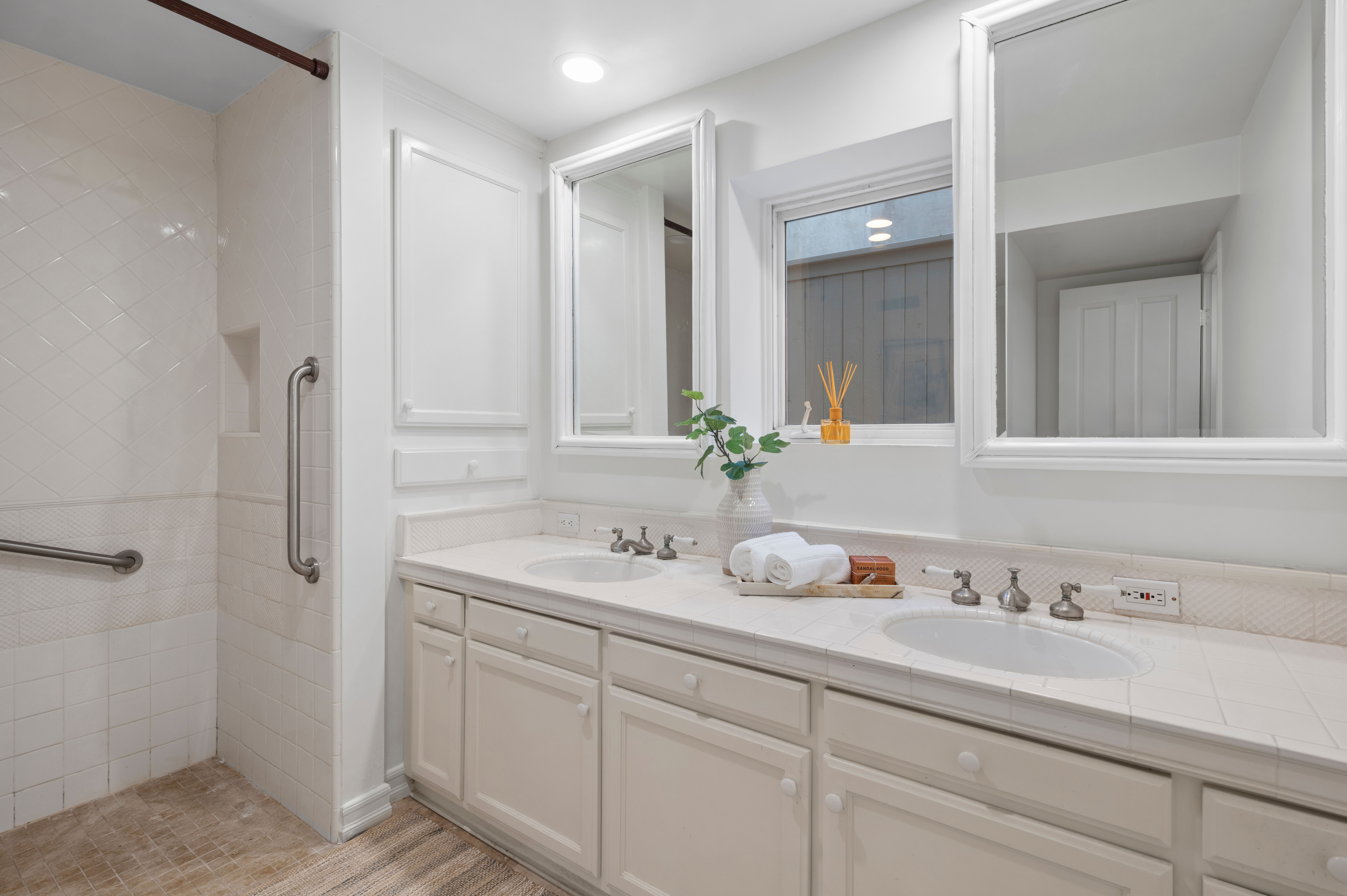  701 Kings Road, Newport Beach, CA 92663 - 物件實景