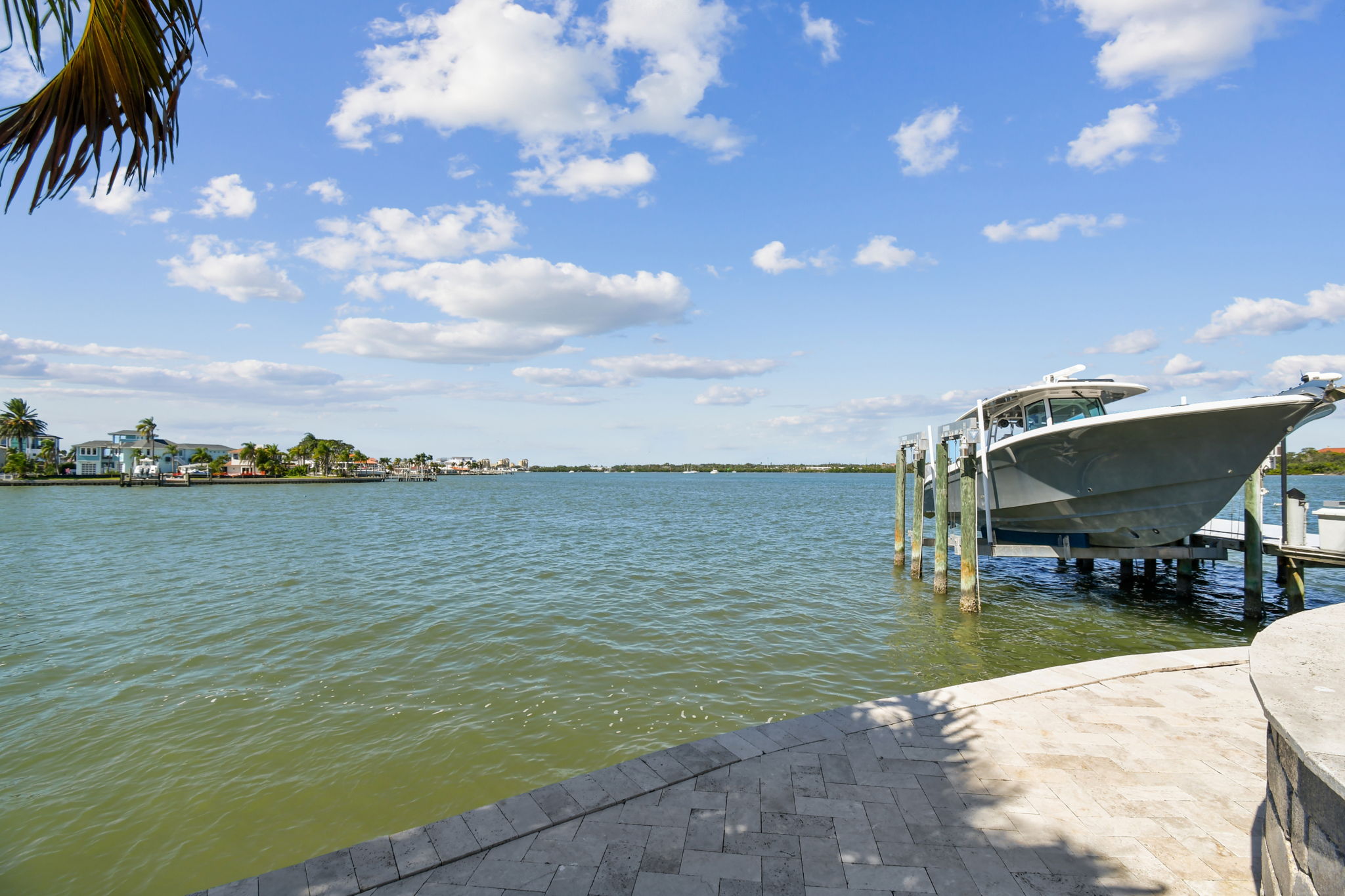 Madeira Beach, Florida, 33708, United States, 6 Bedrooms Bedrooms, ,6 BathroomsBathrooms,Residential,For Sale,1975666