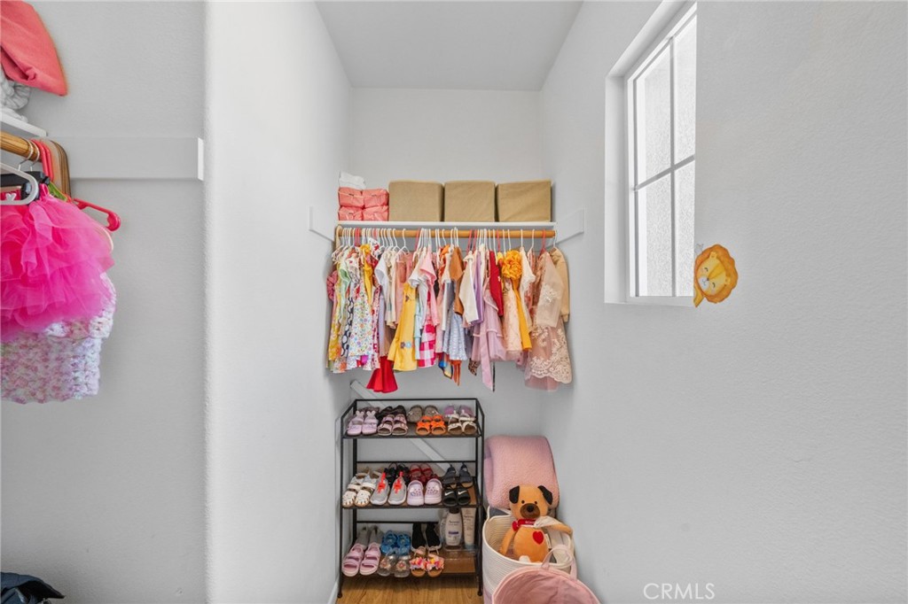 Lake Elsinore, California, 92532, United States, 5 Bedrooms Bedrooms, ,4 BathroomsBathrooms,Residential,For Sale,2012272