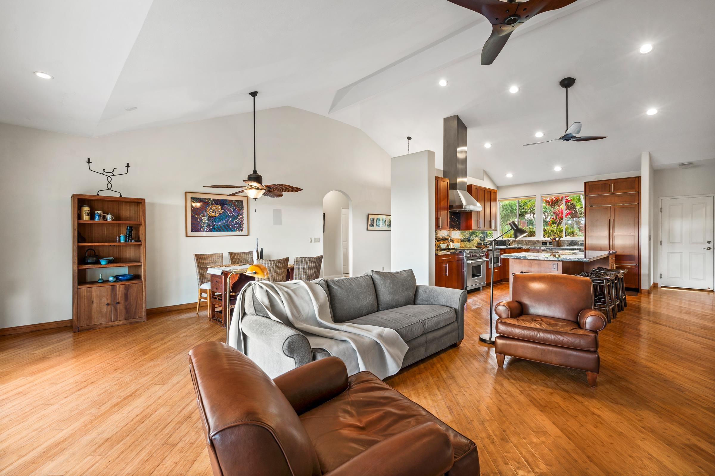 Kula, Hawaii, 96790, United States, 3 Bedrooms Bedrooms, ,2 BathroomsBathrooms,Residential,For Sale,1987639