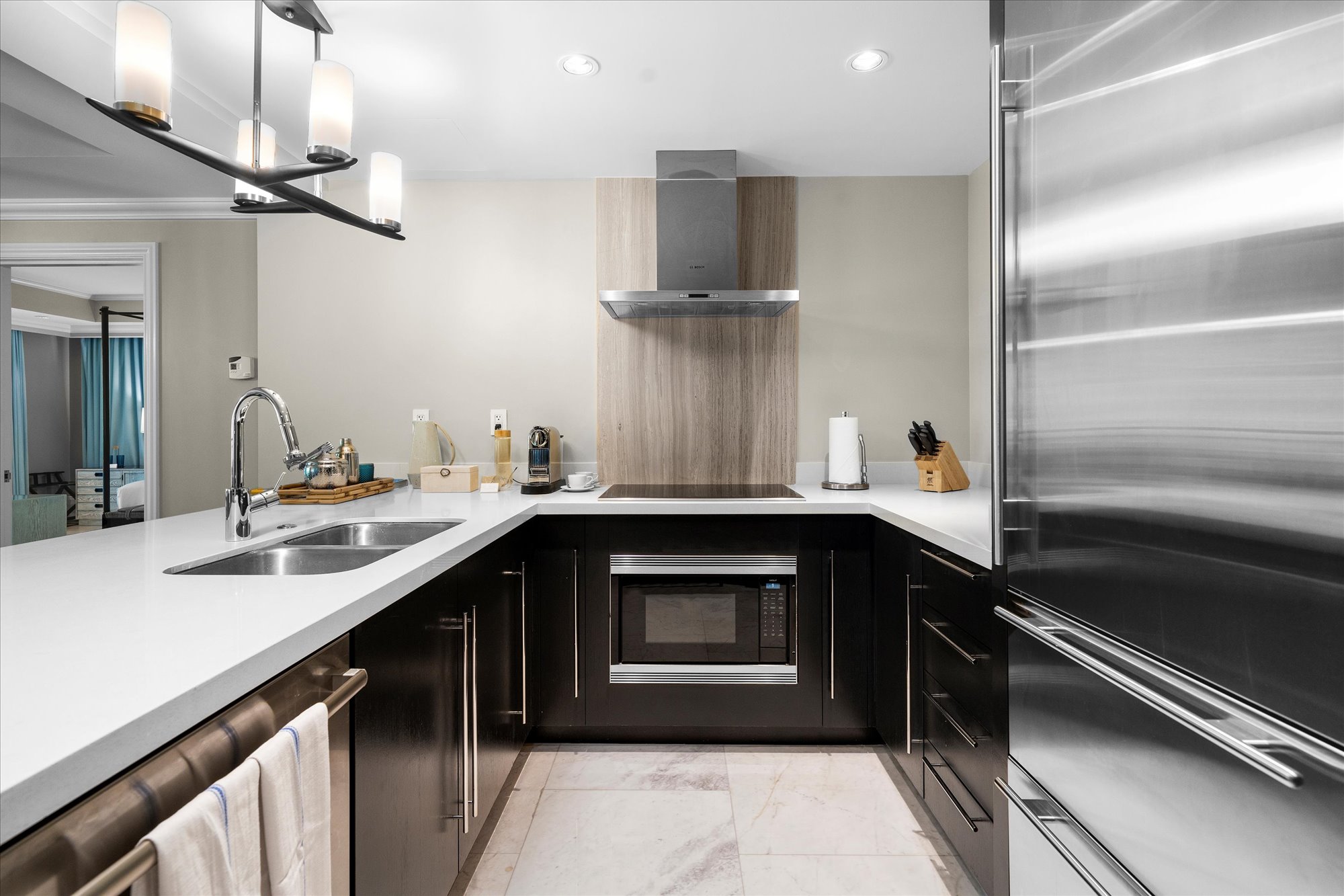  Rosewood Two Bedroom Large, East Wing Residence - 物件實景