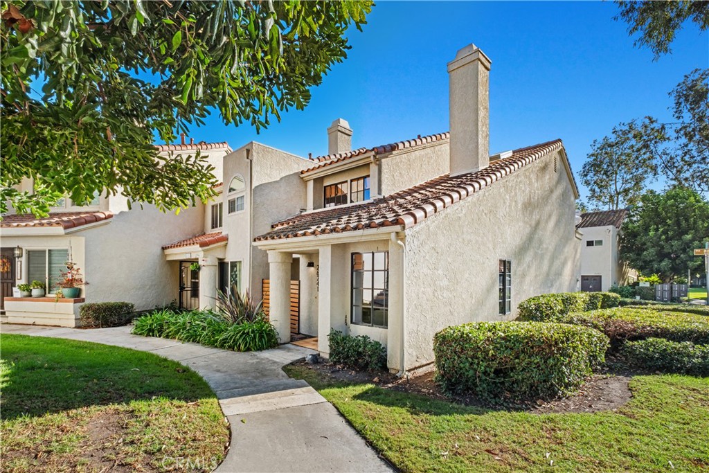 San Juan Capistrano, California, 92675, United States, 2 Bedrooms Bedrooms, ,3 BathroomsBathrooms,Residential,For Sale,1991096