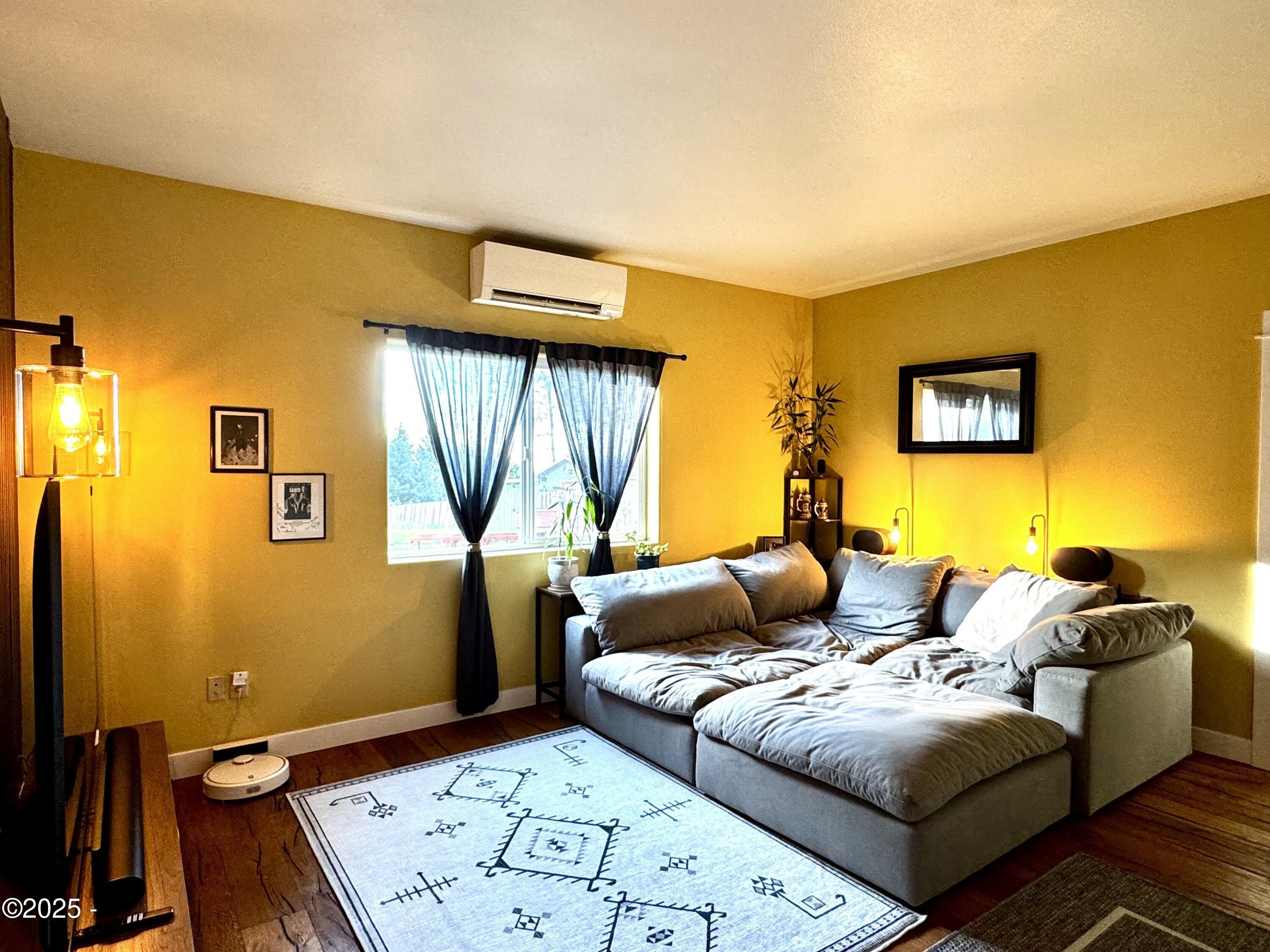 Newport, Oregon, 97365, United States, 3 Bedrooms Bedrooms, ,3 BathroomsBathrooms,Residential,For Sale,1777733