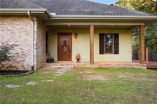 Trout, Louisiana, 71371, United States, 3 Bedrooms Bedrooms, ,4 BathroomsBathrooms,Residential,For Sale,1928787