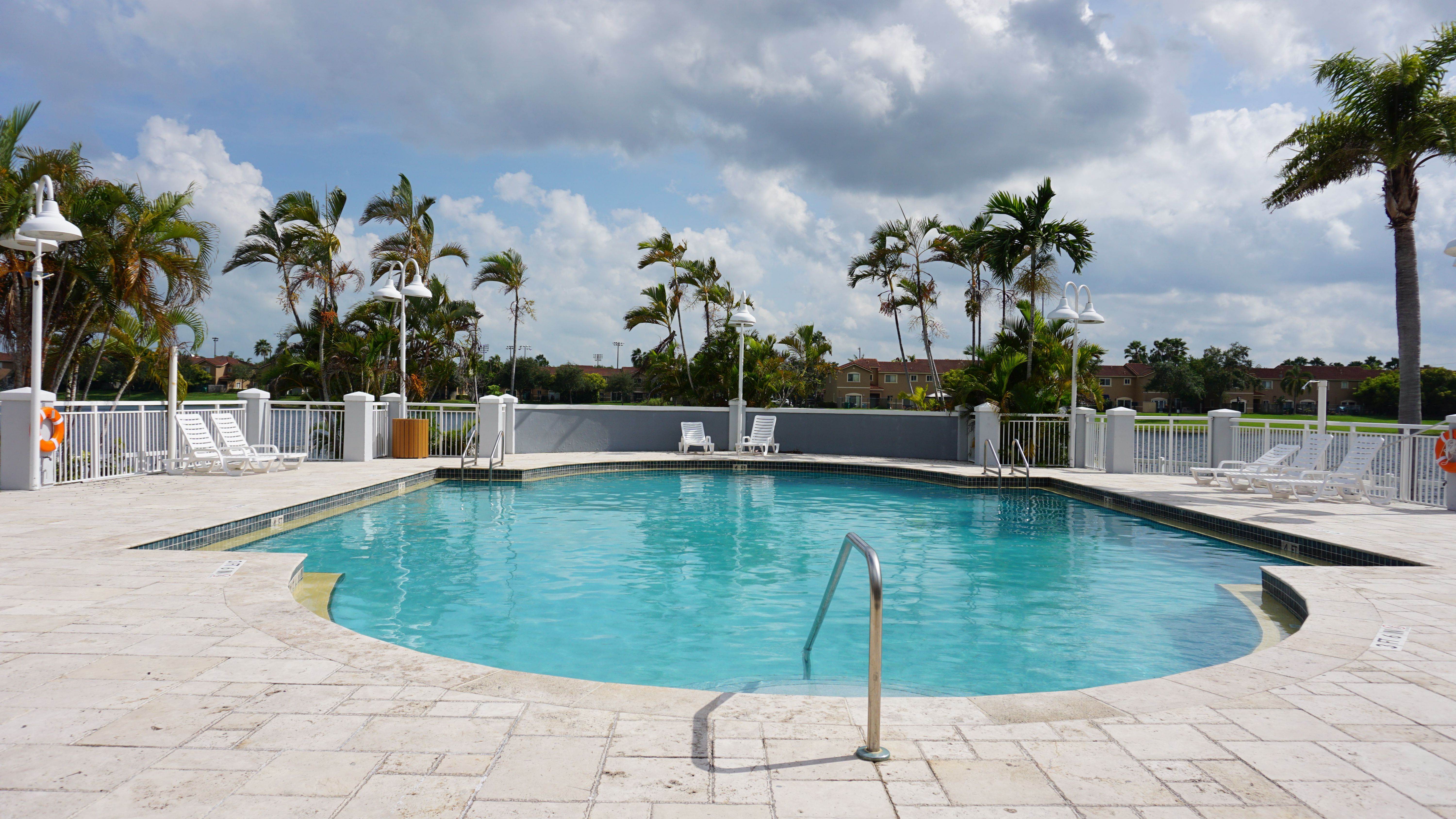 8600 SW 212th St, Cutler Bay, FL, 33189 - 物件實景