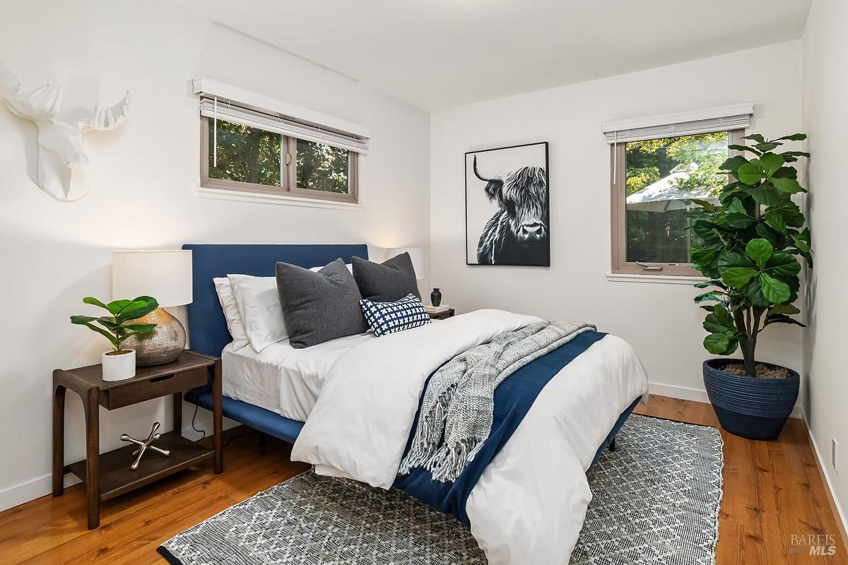 San Rafael, California, 94903, United States, 3 Bedrooms Bedrooms, ,1 BathroomBathrooms,Residential,For Sale,1916835
