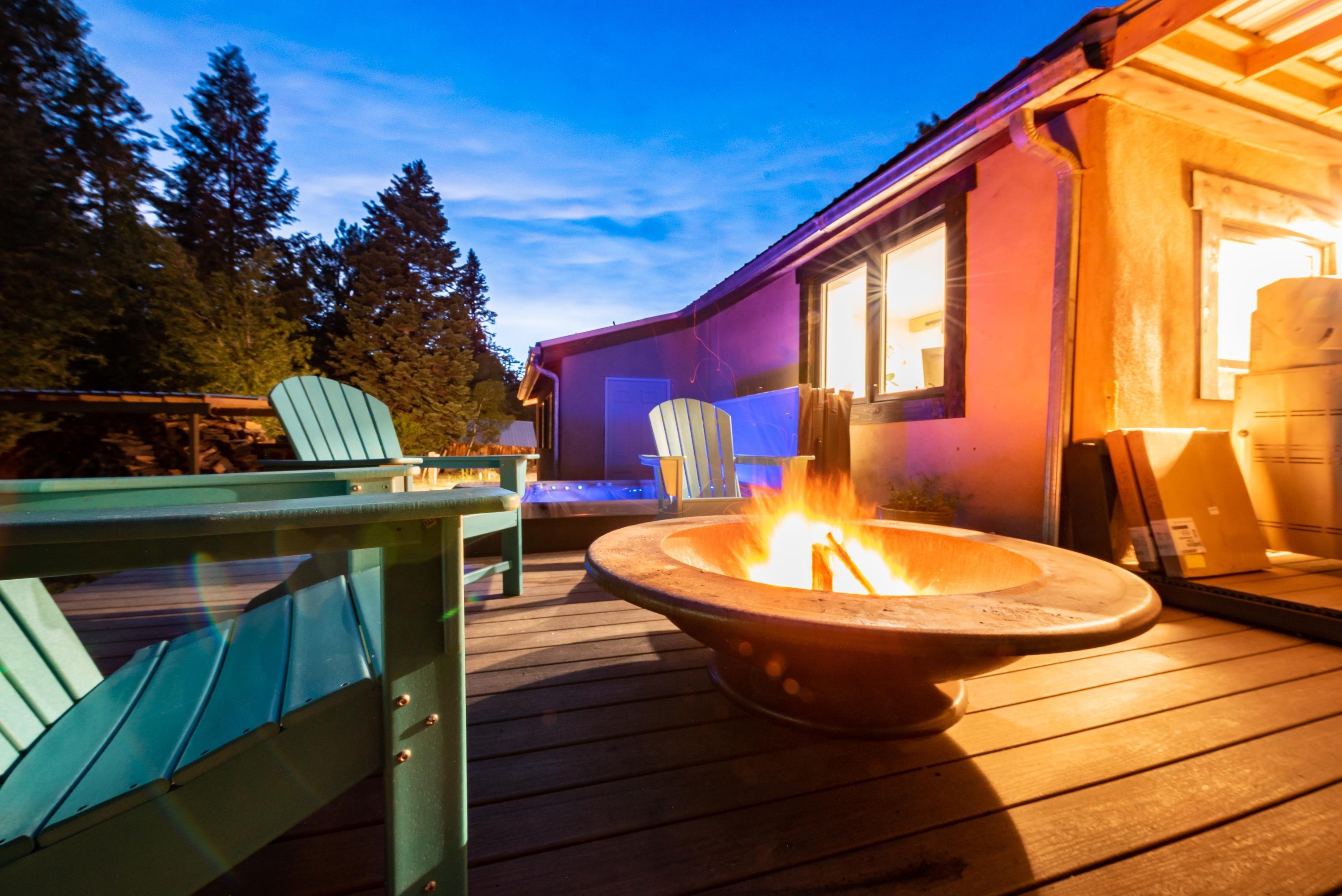 Taos, New Mexico, 87571, United States, 2 Bedrooms Bedrooms, ,2 BathroomsBathrooms,Residential,For Sale,1829499