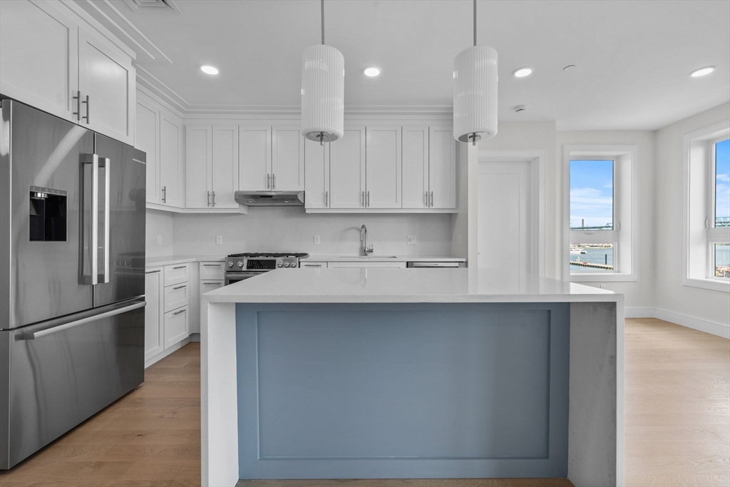 Boston, Massachusetts, 02128, United States, 2 Bedrooms Bedrooms, ,2 BathroomsBathrooms,Residential,For Sale,1942653
