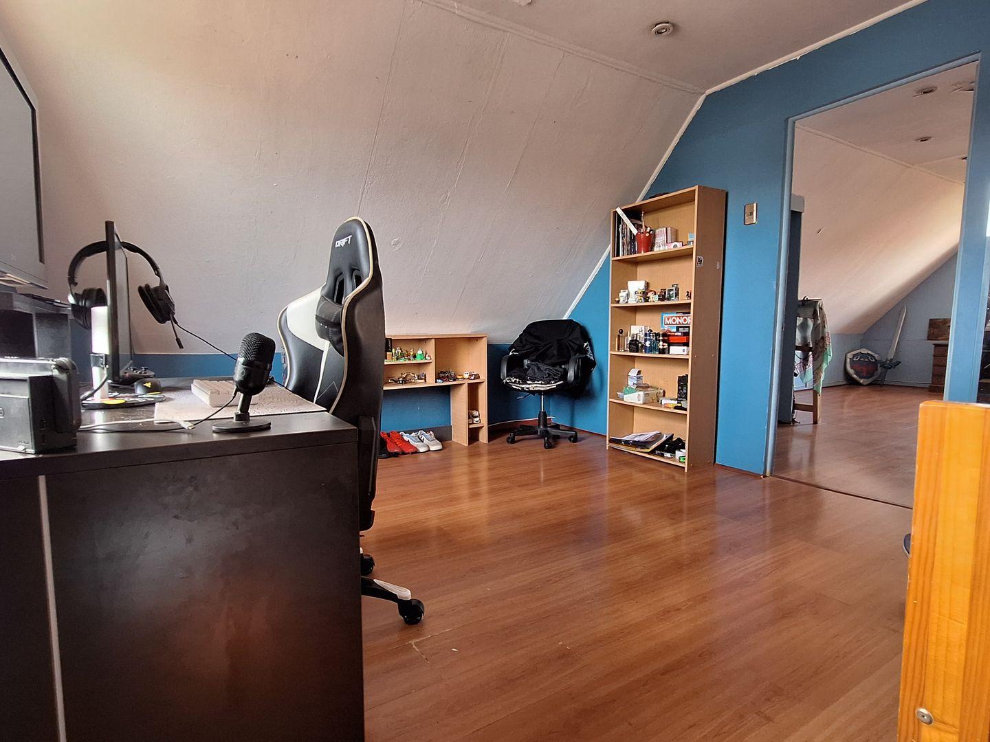 Lo Barnechea, Chile, 4 Bedrooms Bedrooms, ,3 BathroomsBathrooms,Residential,For Sale,1956985