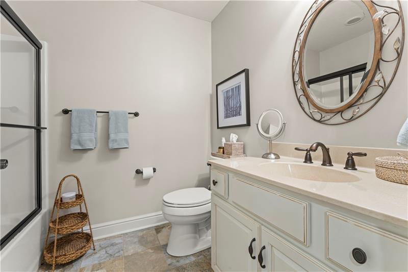 Mcmurray, Pennsylvania, 15317, United States, 4 Bedrooms Bedrooms, ,4 BathroomsBathrooms,Residential,For Sale,1943287
