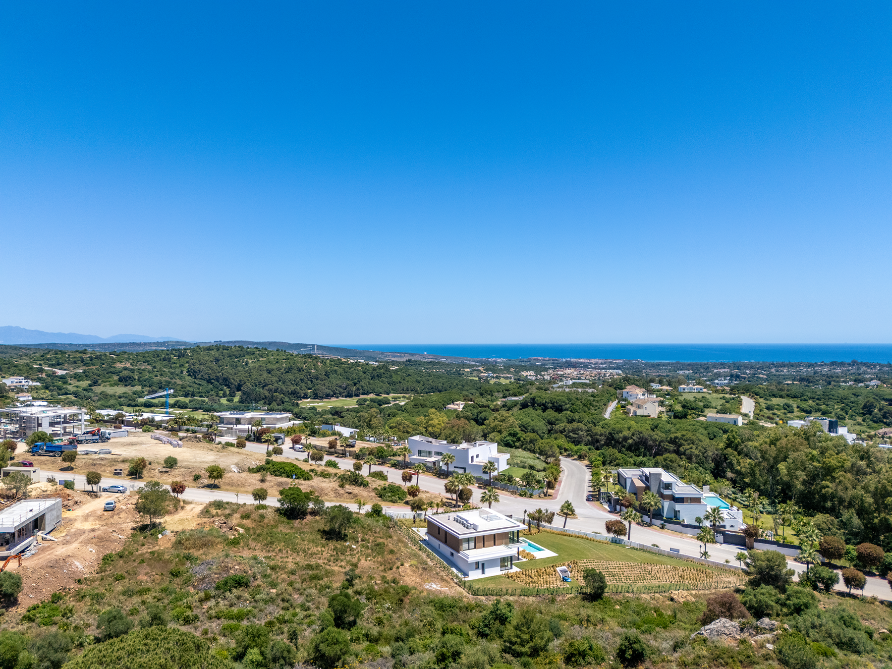  Elevated plot with open sea views in La Reserva de Sotogrande - 物件實景