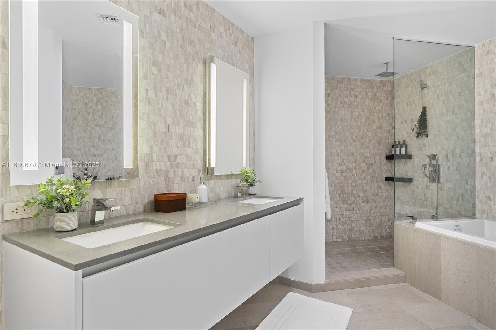 Miami, Florida, 33131, United States, 2 Bedrooms Bedrooms, ,3 BathroomsBathrooms,Residential,For Sale,1877459