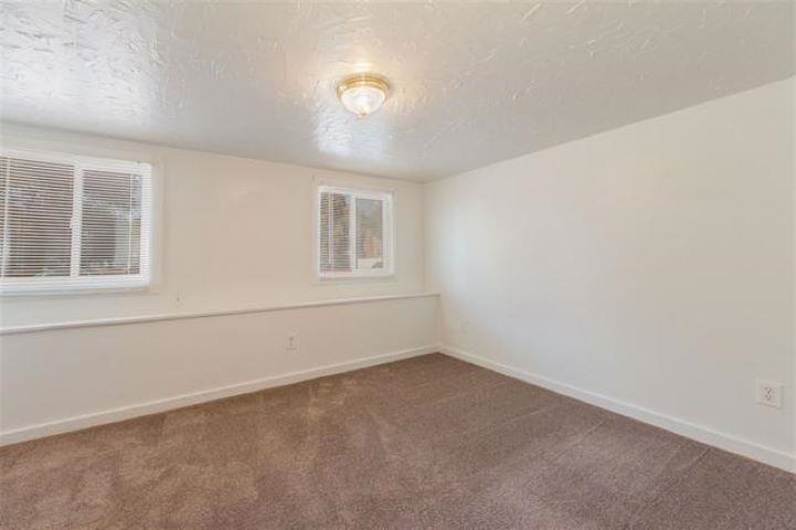 Spokane Valley, Washington, 99016, United States, ,Residential,For Sale,1904350