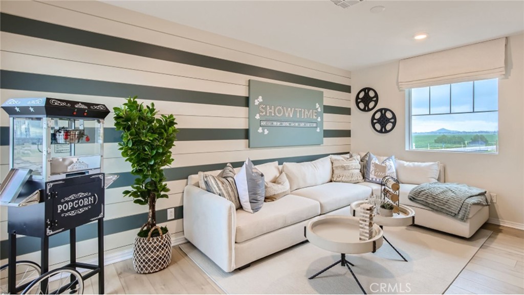 Menifee, California, 92585, United States, 4 Bedrooms Bedrooms, ,3 BathroomsBathrooms,Residential,For Sale,1916397